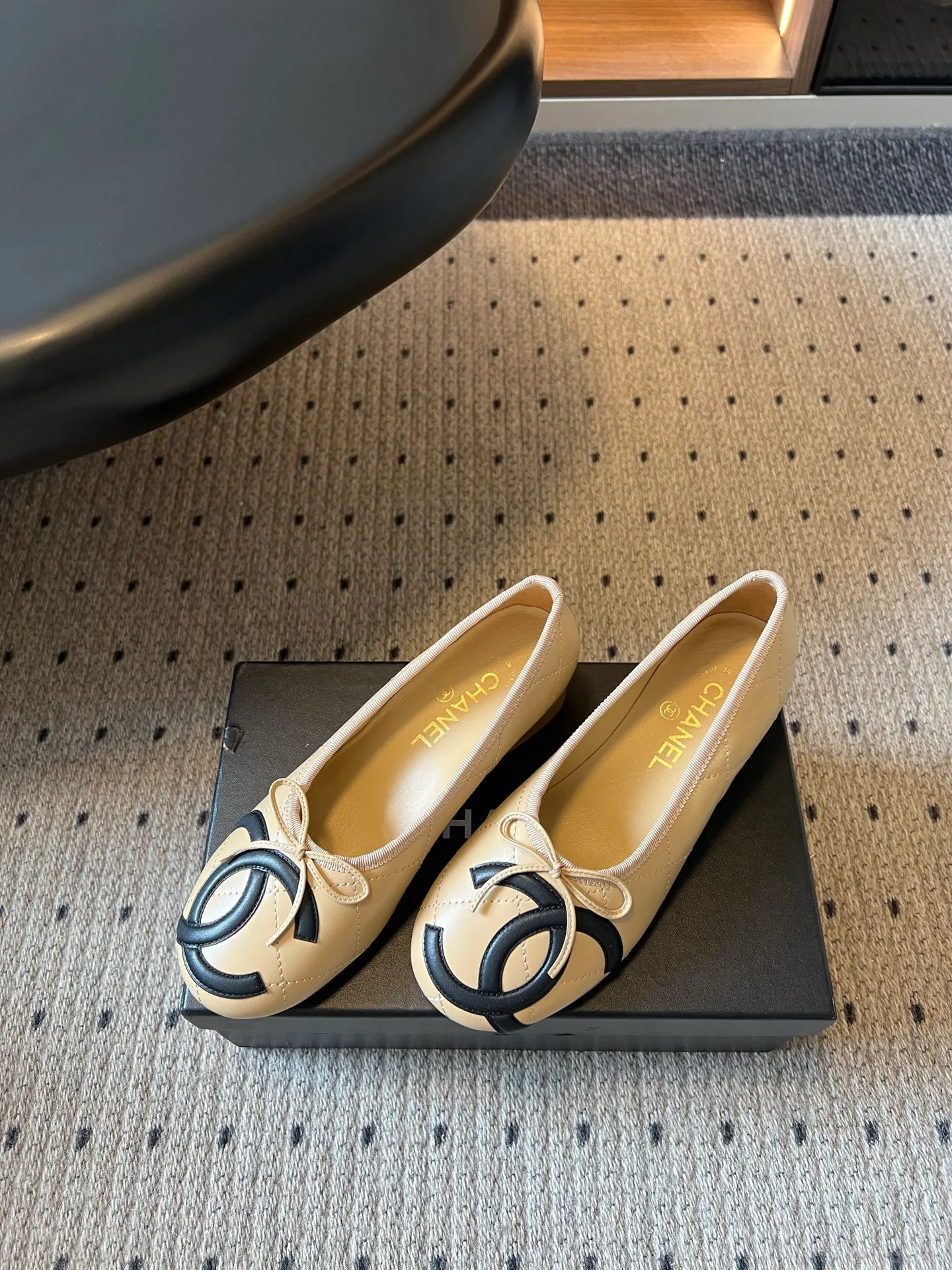 Women's Ballet Flats CHANEL 17523619