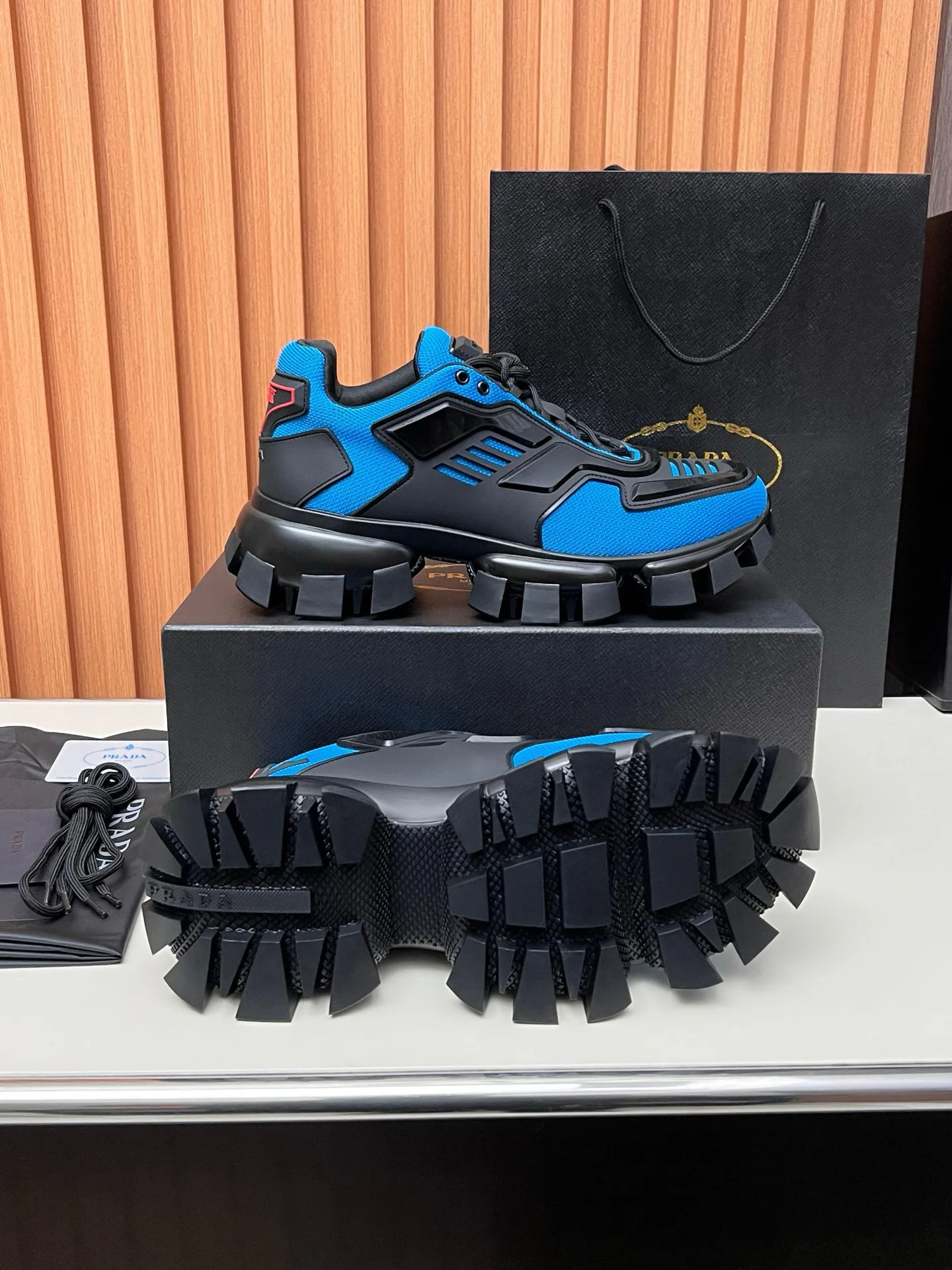 Women's Sneakers PRADA 17955141