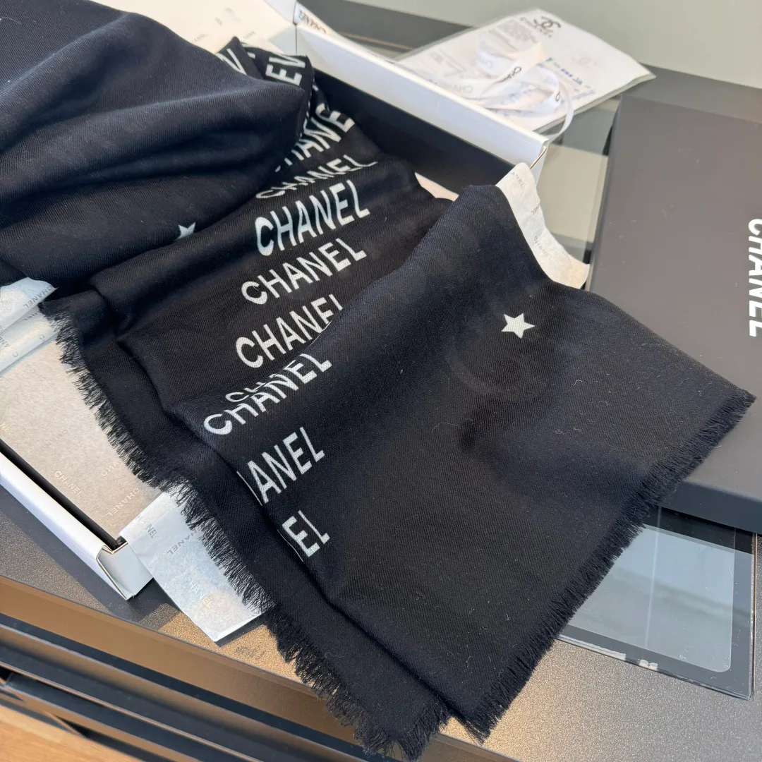 Scarves CHANEL 18222622