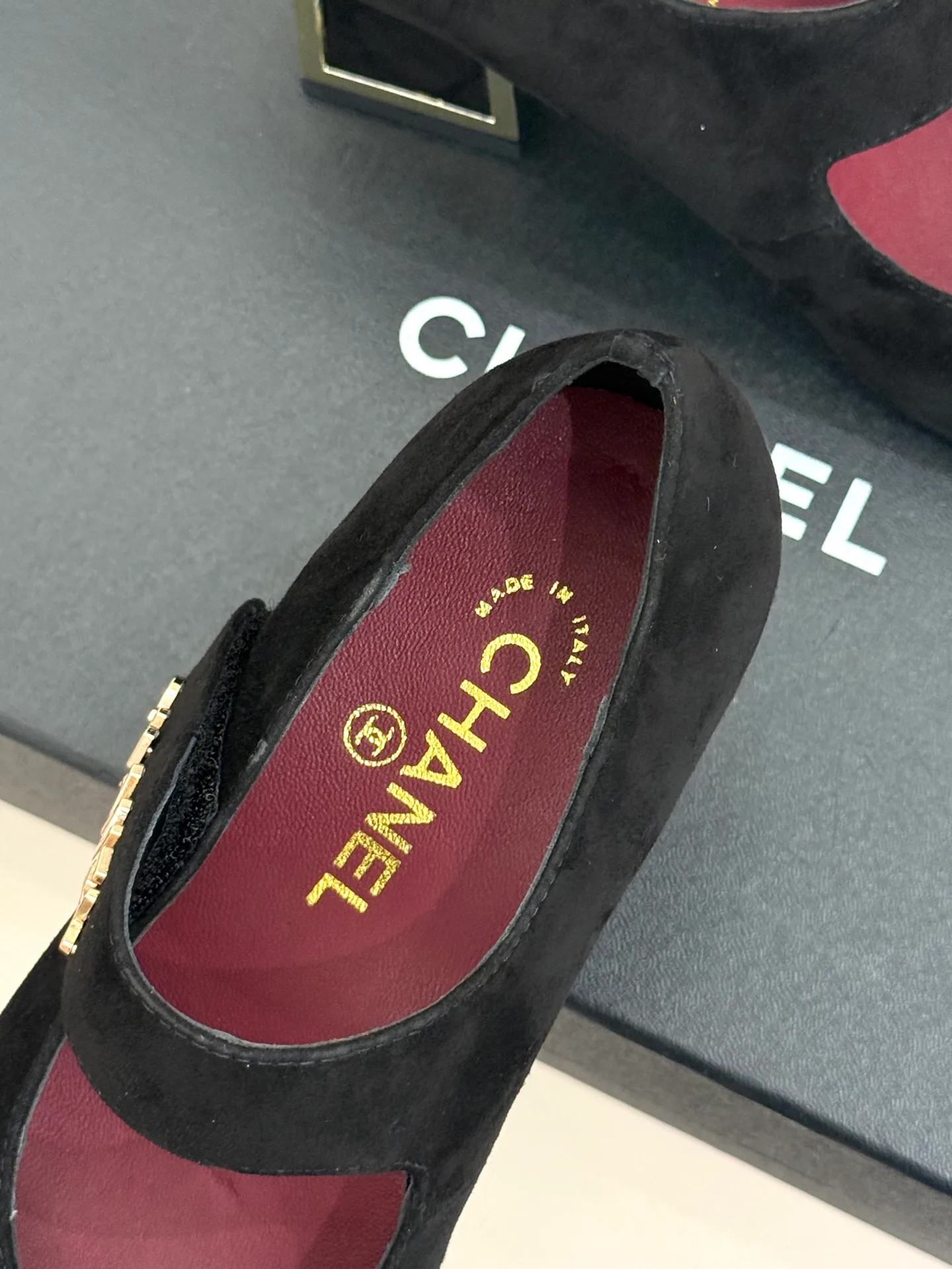 Women's Heels CHANEL 18092666