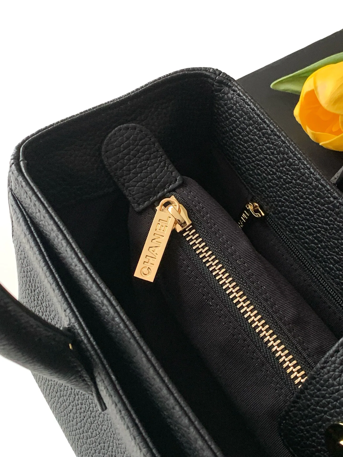 Women's Classic Handbags CHANEL 18057820