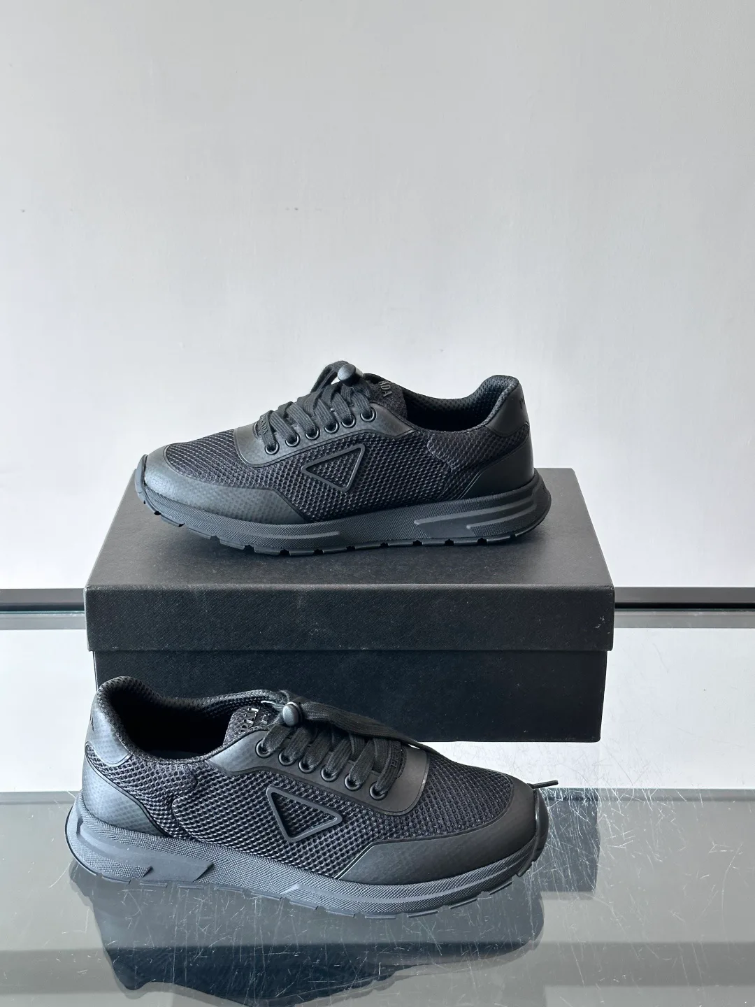 Men's Sneakers PRADA 17646152