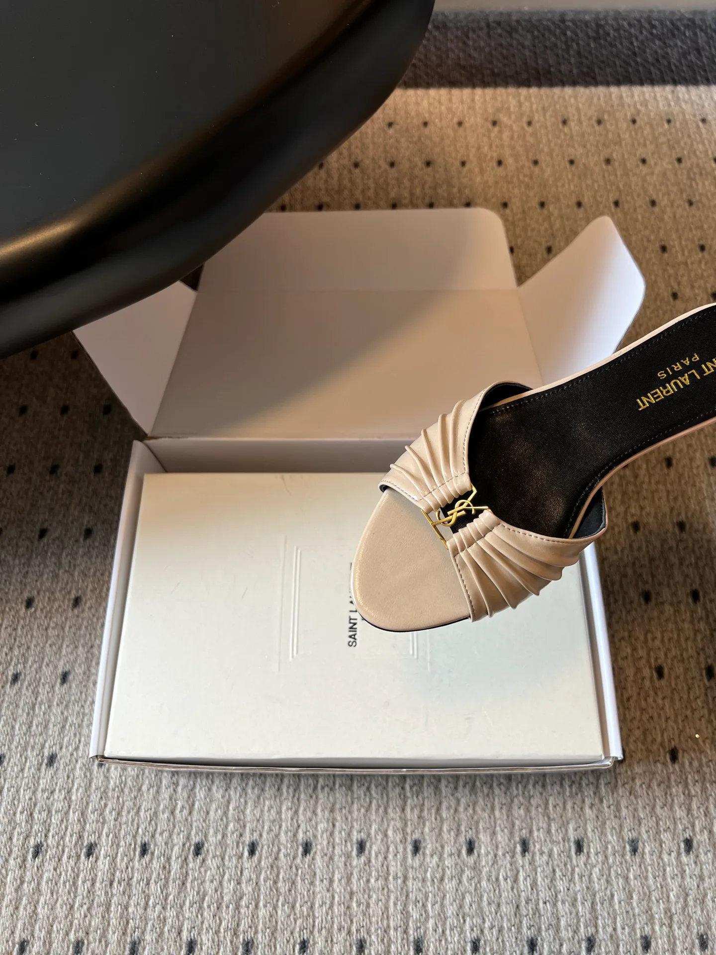 Women's Mules And Clogs SAINT LAURENT 17632140