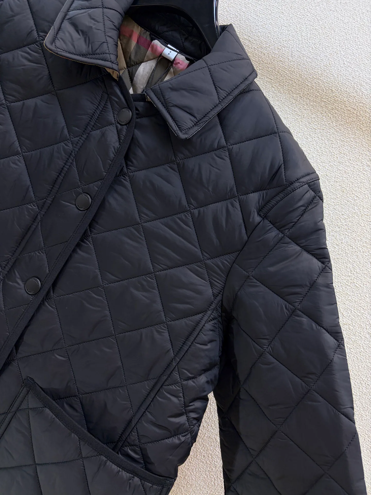 Куртки И Пуховики Женские Burberry 18605904