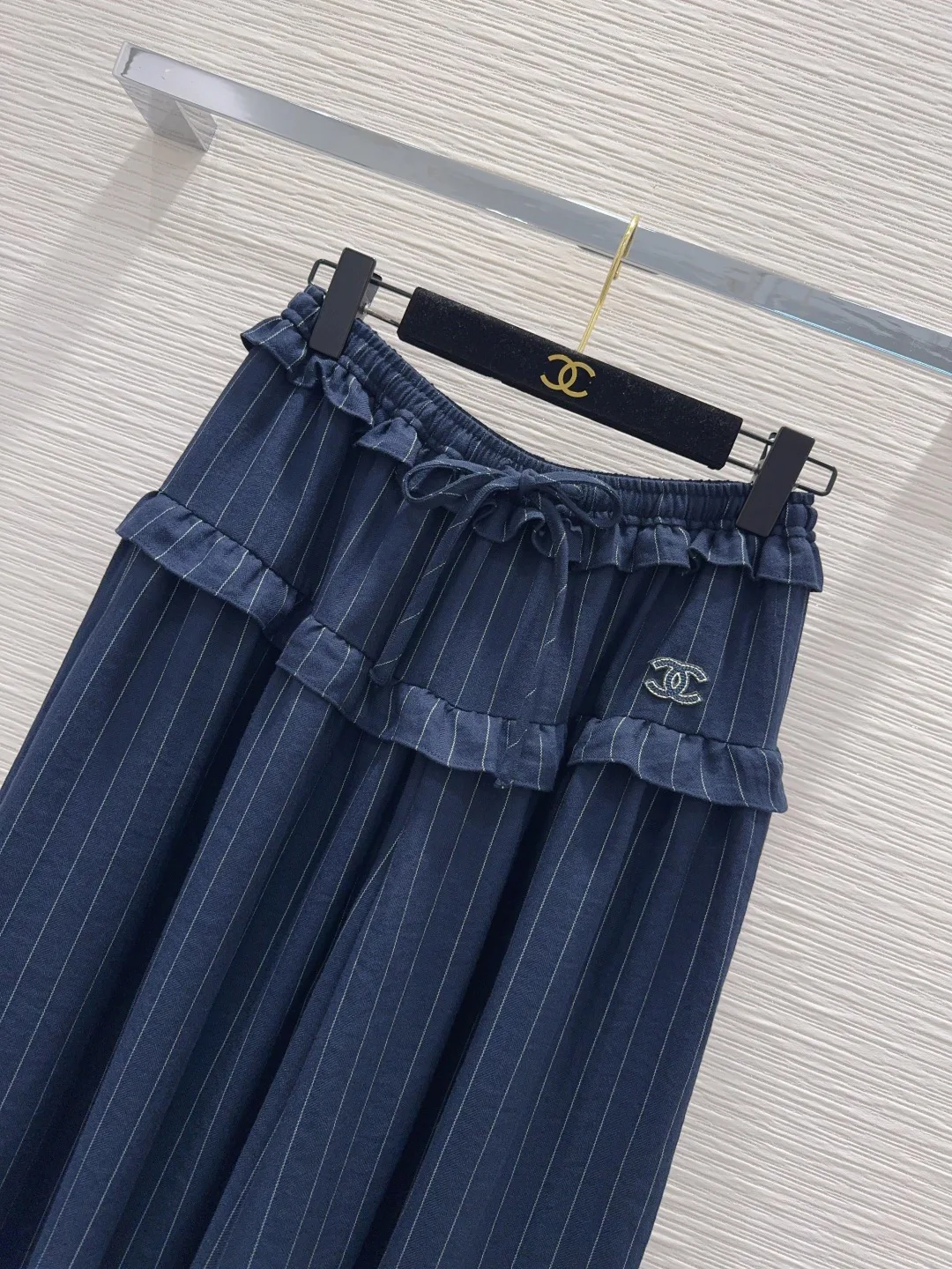 Women's Trousers CHANEL 18138493