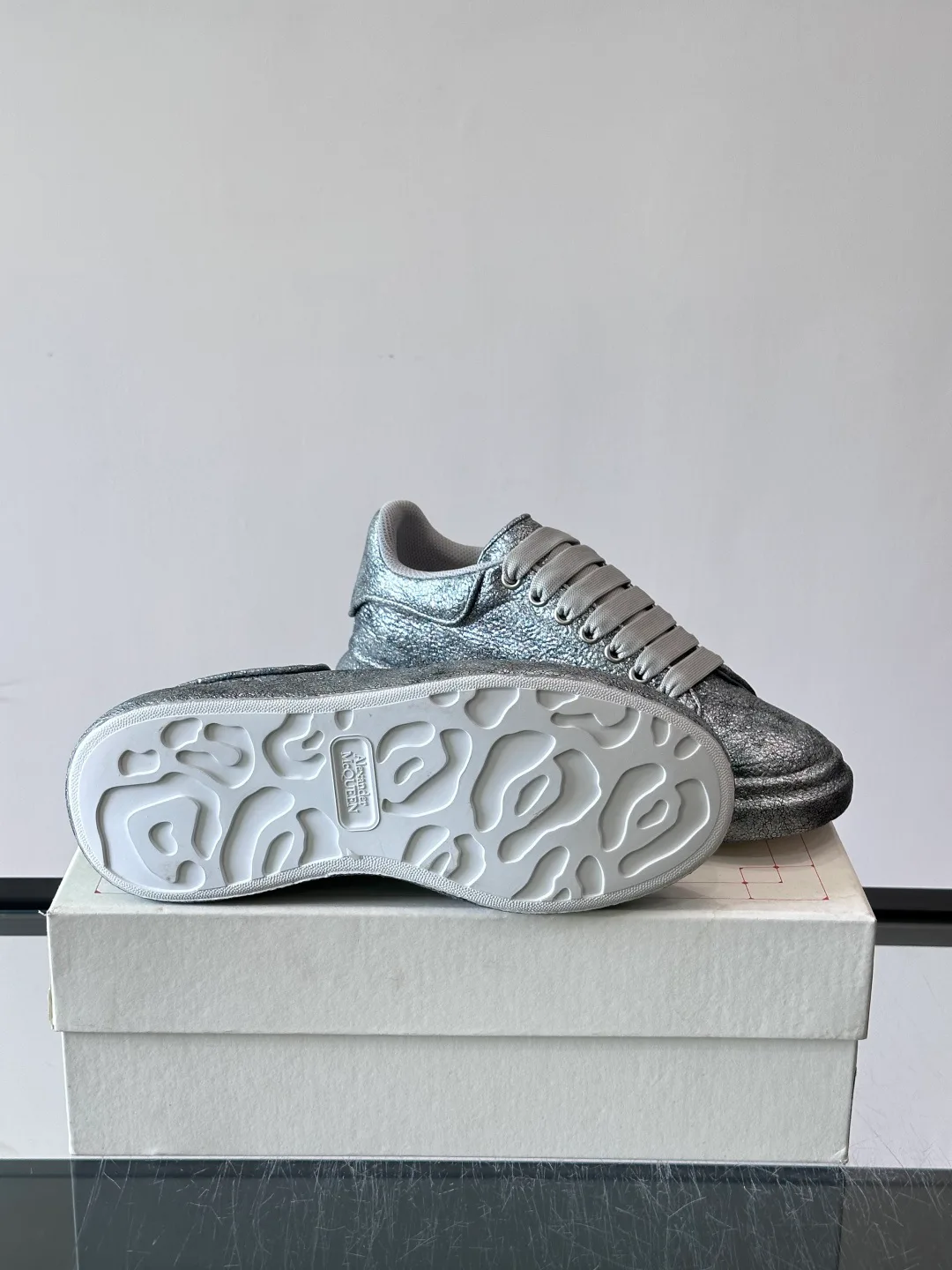 Women's Sneakers ALEXANDER MCQUEEN 17447542