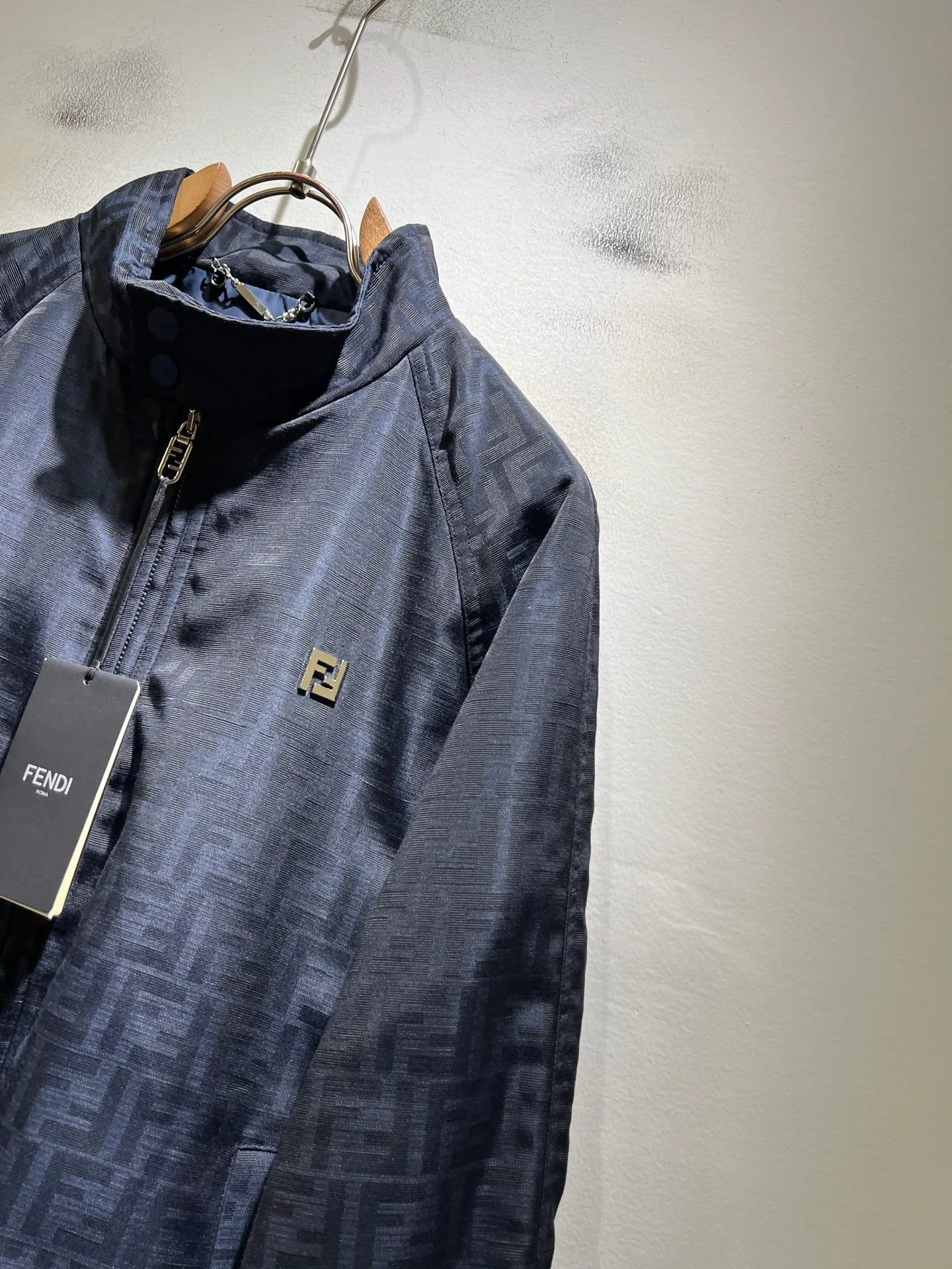 Men's Jackets And Down Jackets FENDI 18080827