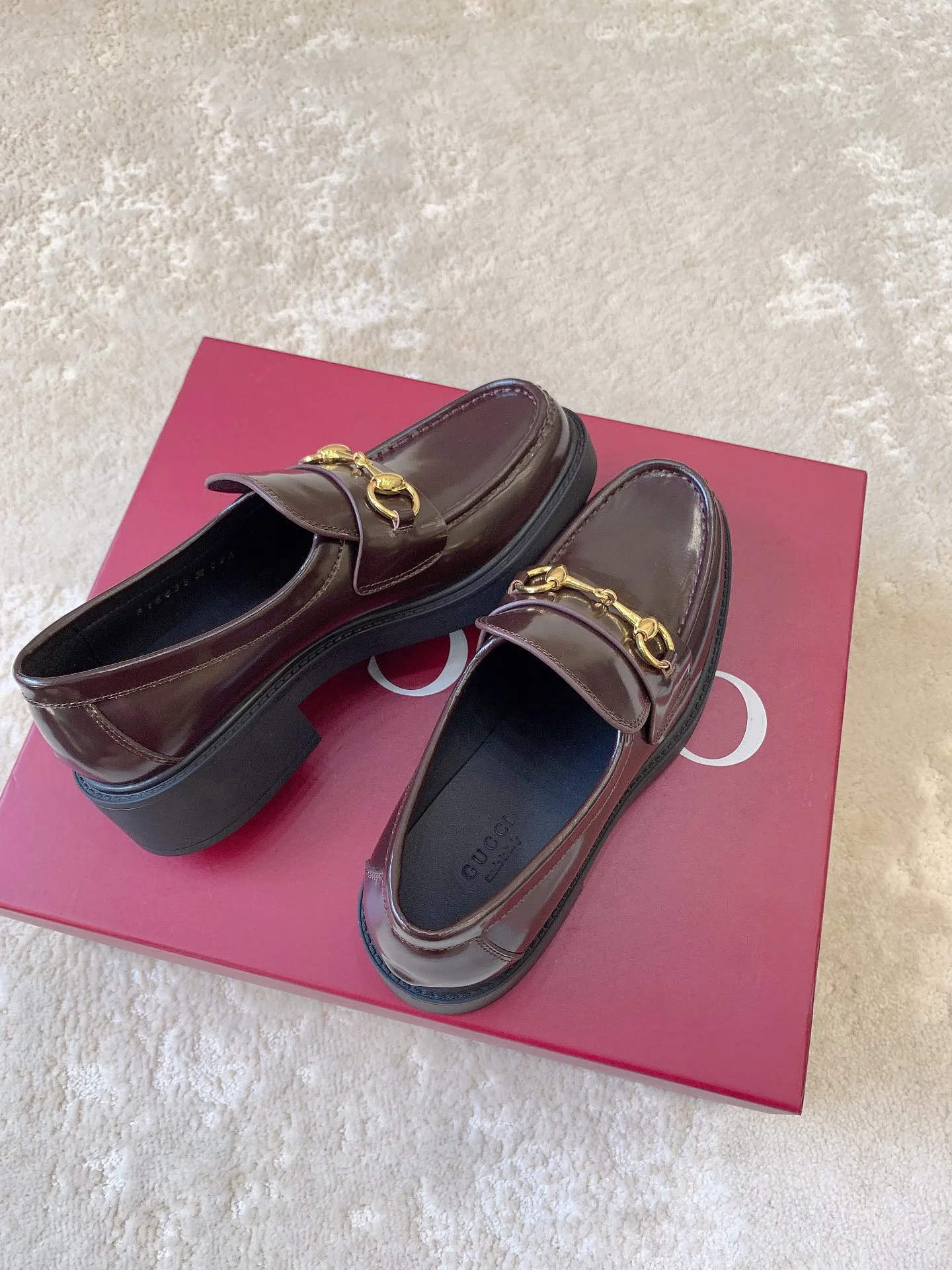 Women's Loafers And Moccasins GUCCI 19561599
