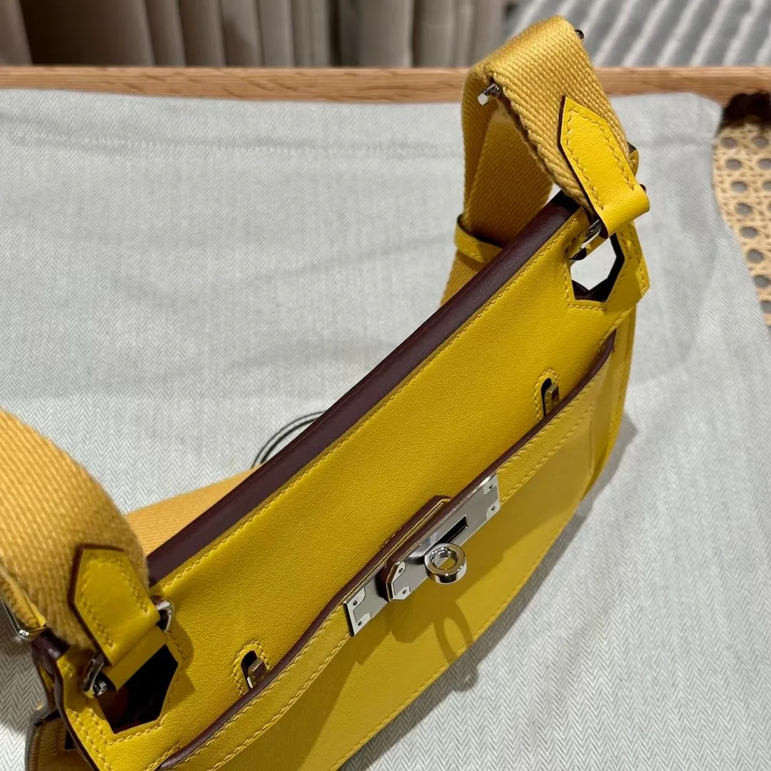 Women's Classic Handbags HERMES 18407581