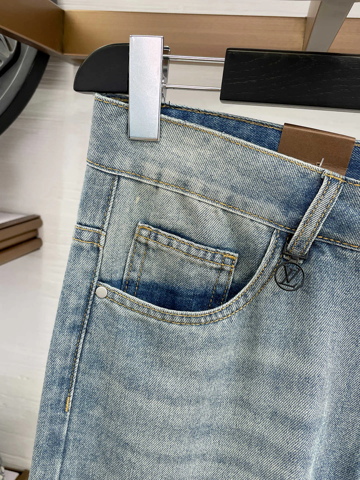 Men's Jeans LOUIS VUITTON 18543036