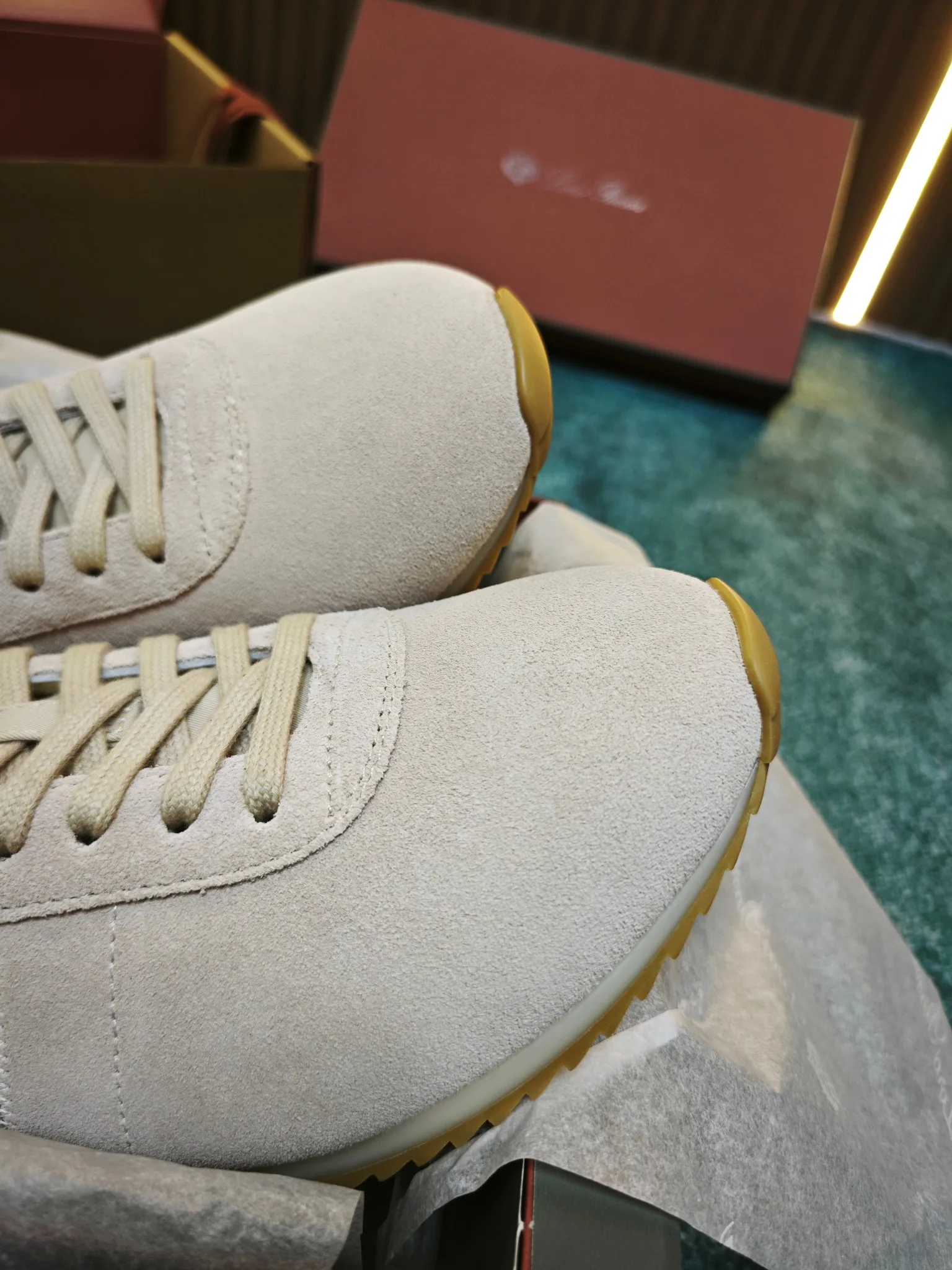 Women's Sneakers LORO PIANA 17882519