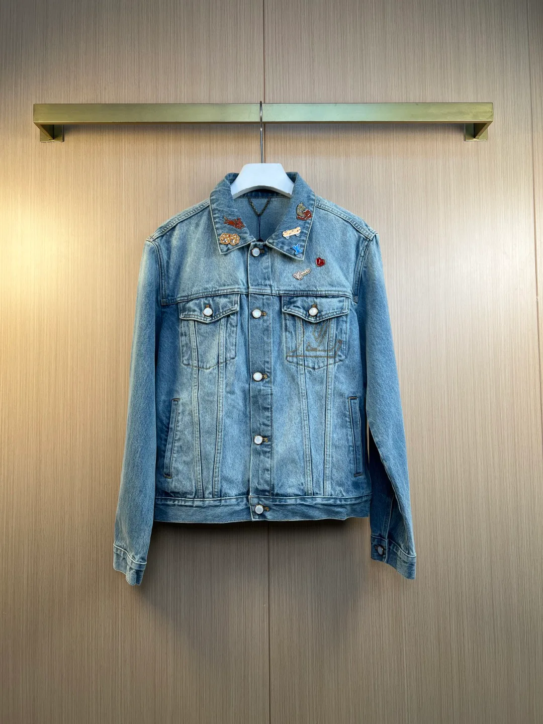 Men's Jackets And Down Jackets LOUIS VUITTON 18179325