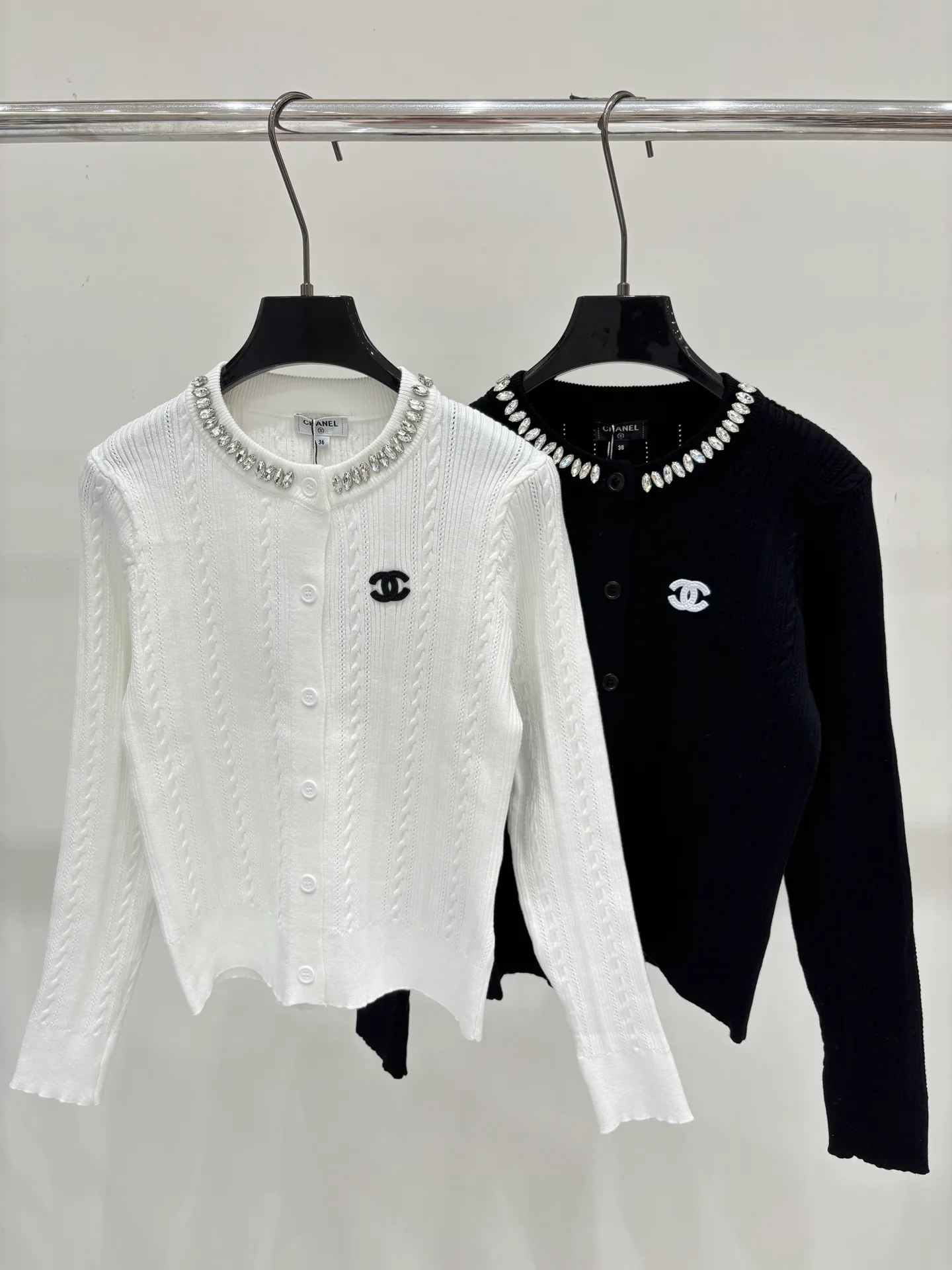 Women's Jumpers And Sweaters CHANEL 18305726