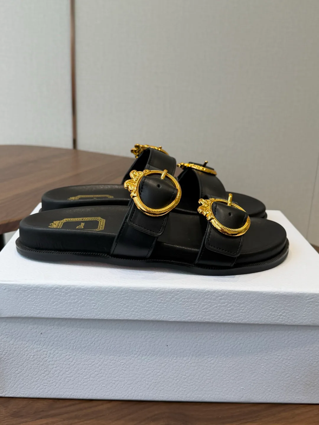 Women's Flip-Flops CHRISTIAN DIOR 17461309