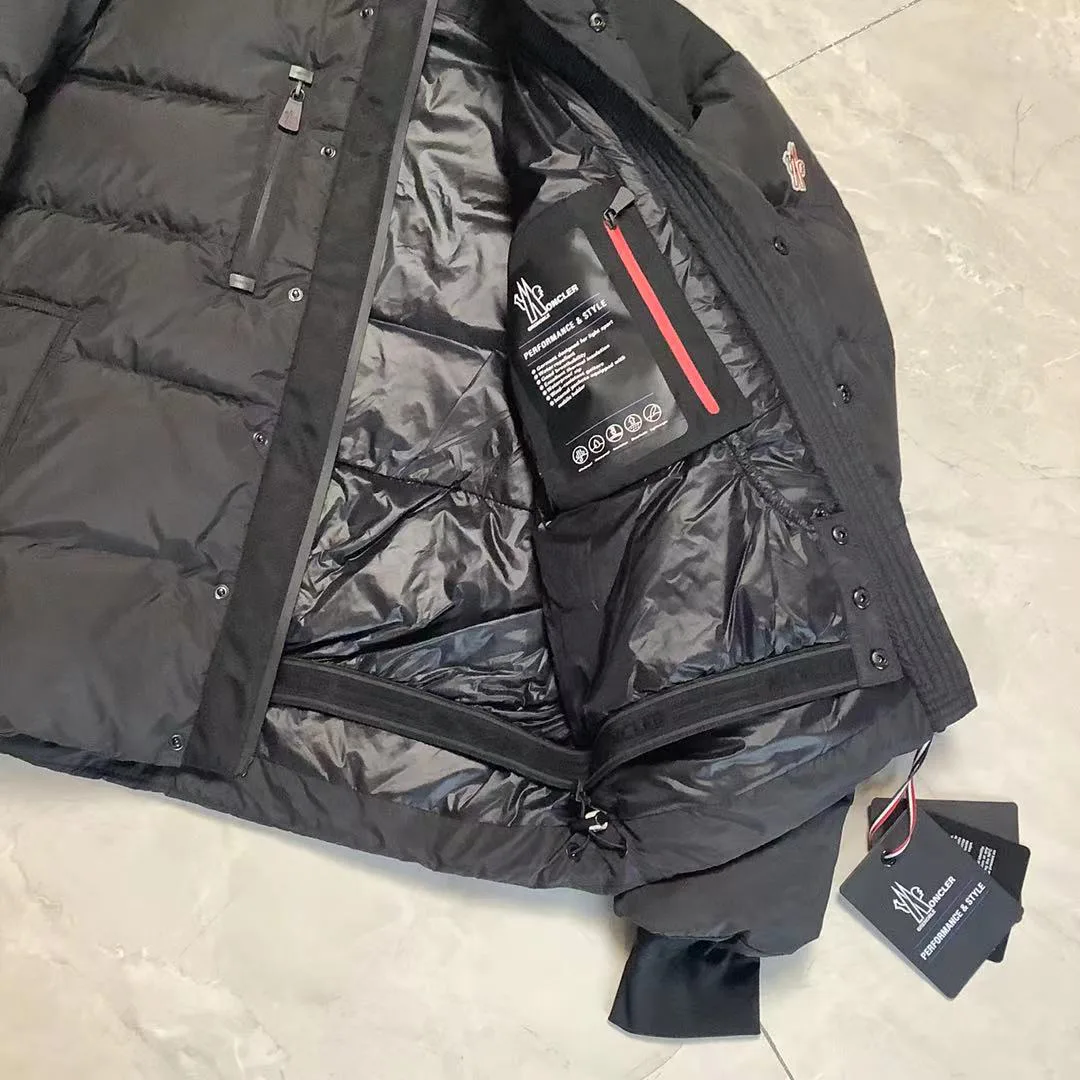 Men's Jackets And Down Jackets MONCLER 18111483