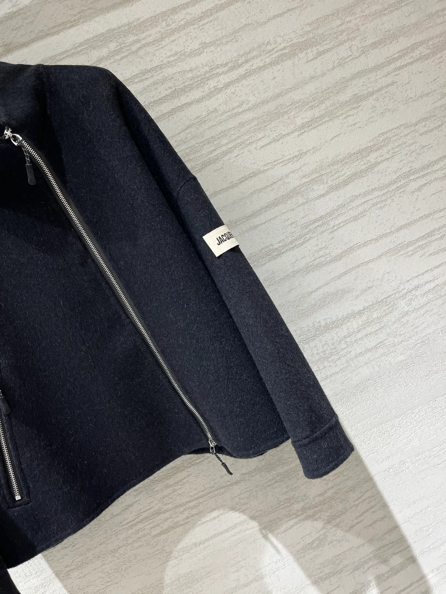 Women's Jackets And Down Jackets JACQUEMUS 18533345