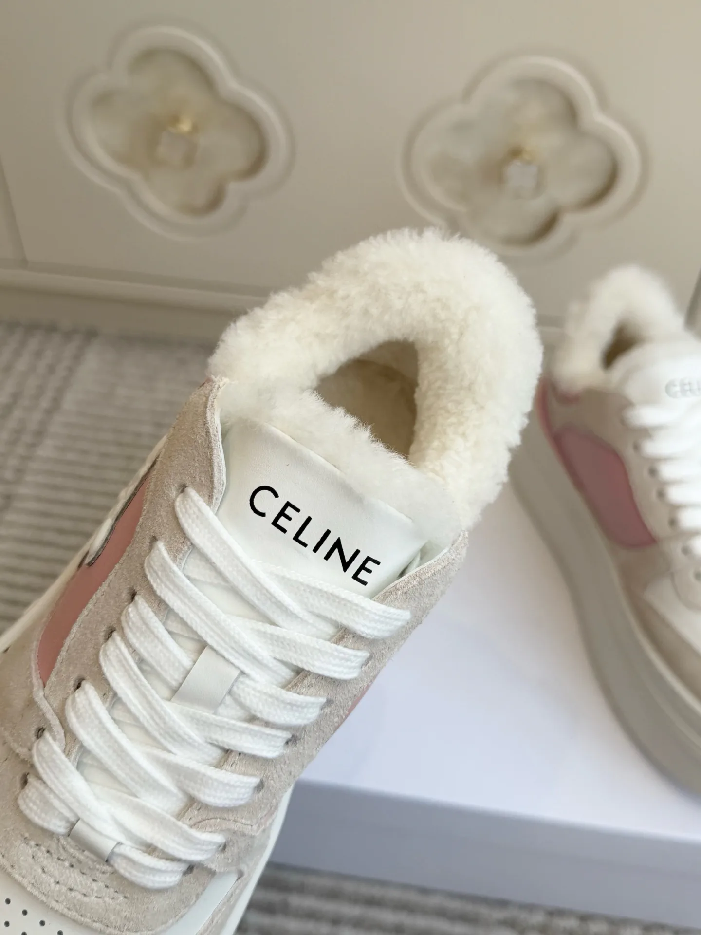 Women's Sneakers CELINE 18511657