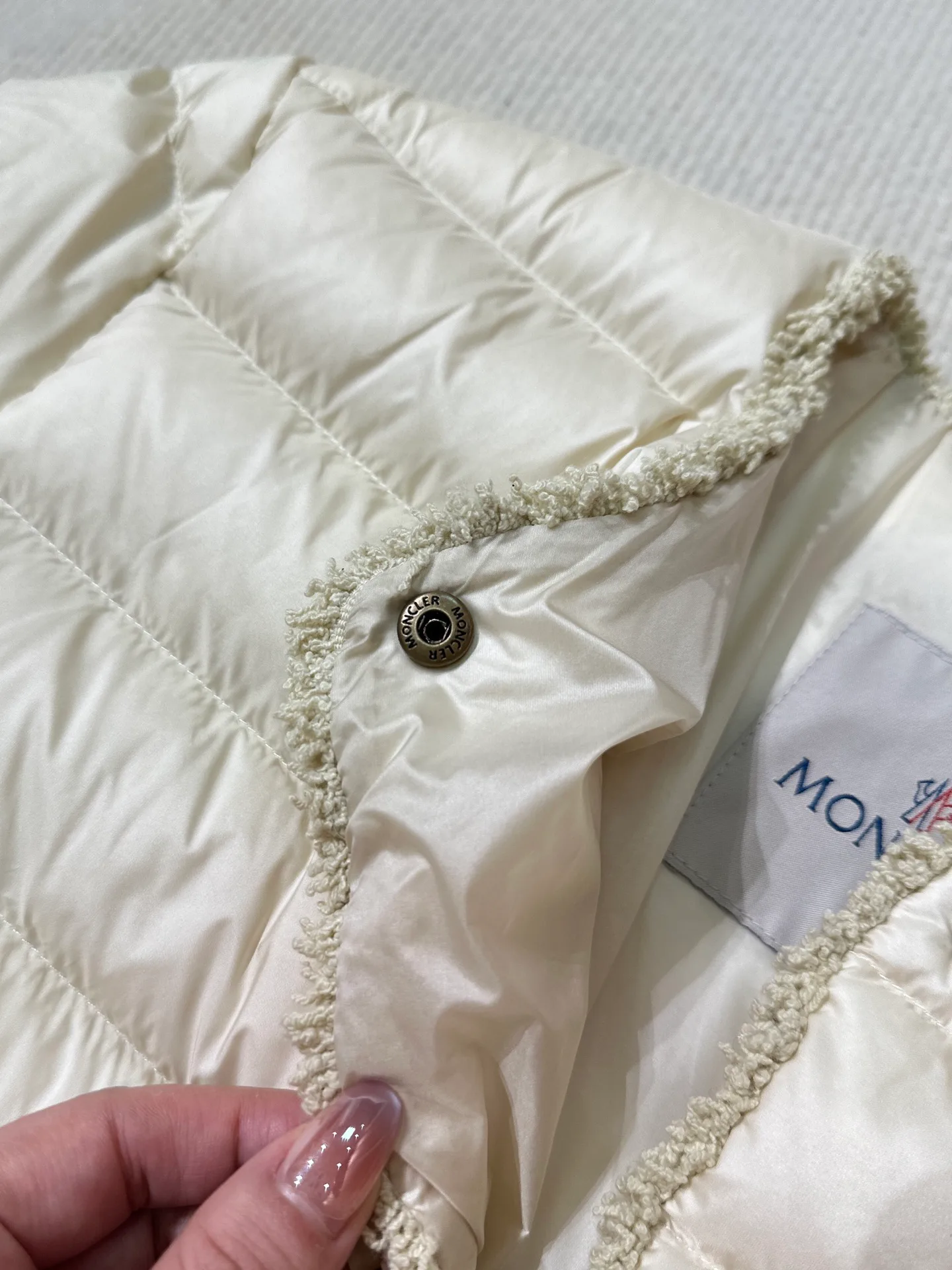 Men's Jackets And Down Jackets MONCLER 18029623