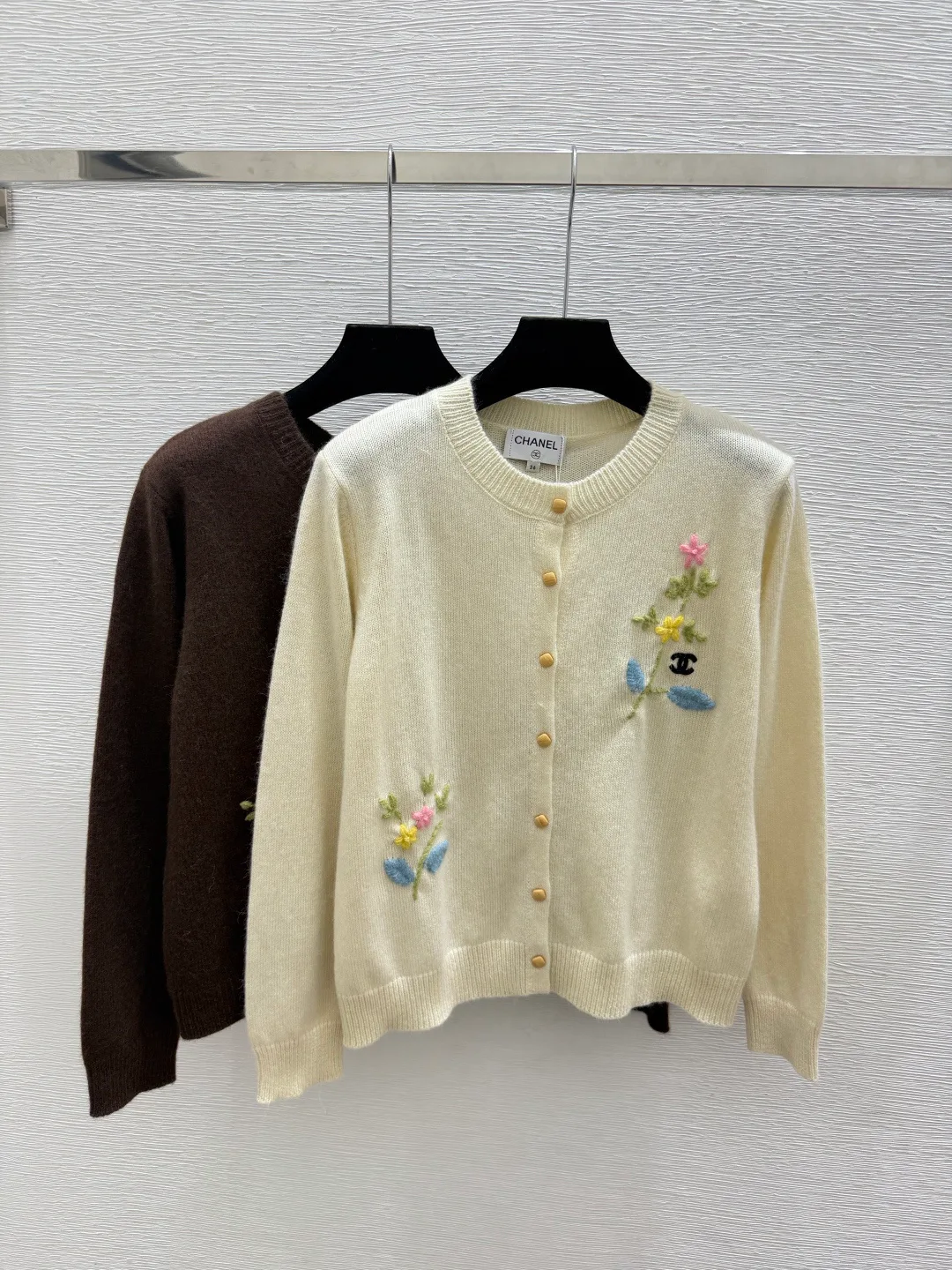 Women's Jumpers And Sweaters CHANEL 18185294