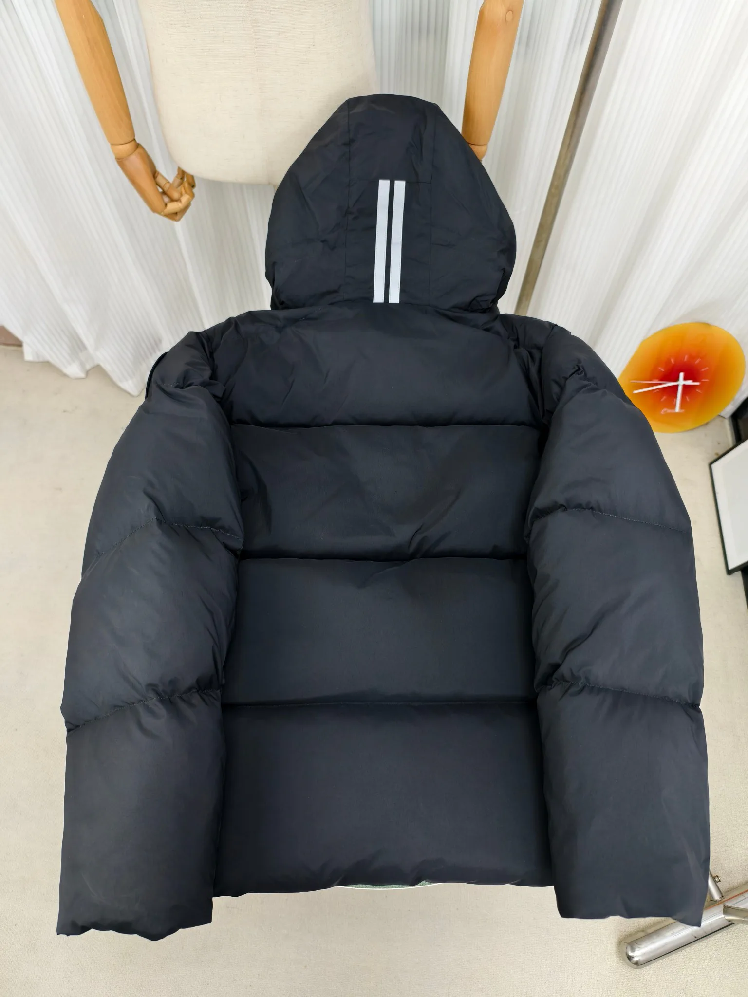 Women's Jackets And Down Jackets CANADA GOOSE 18111599