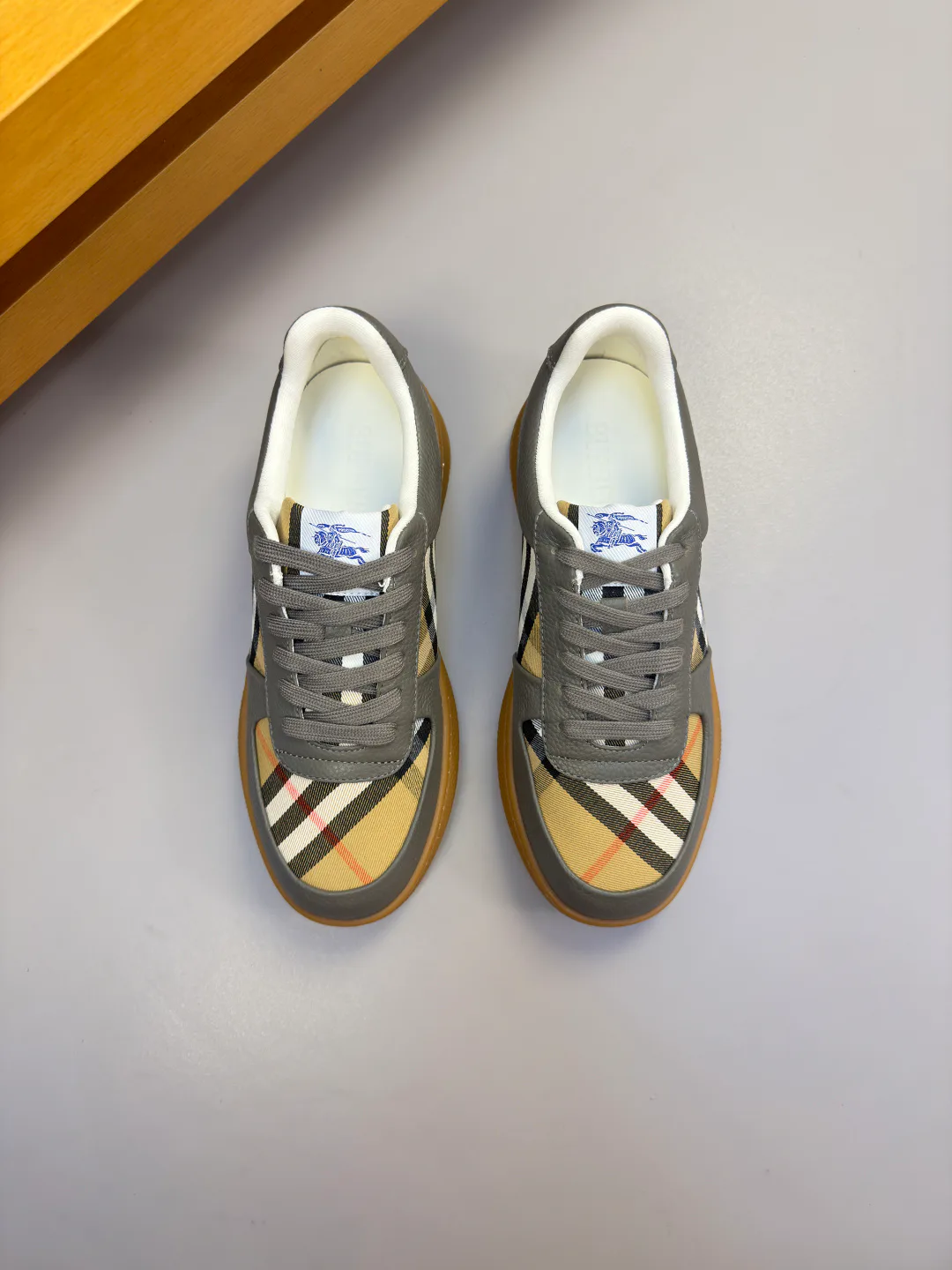 Men's Sneakers BURBERRY 17955074