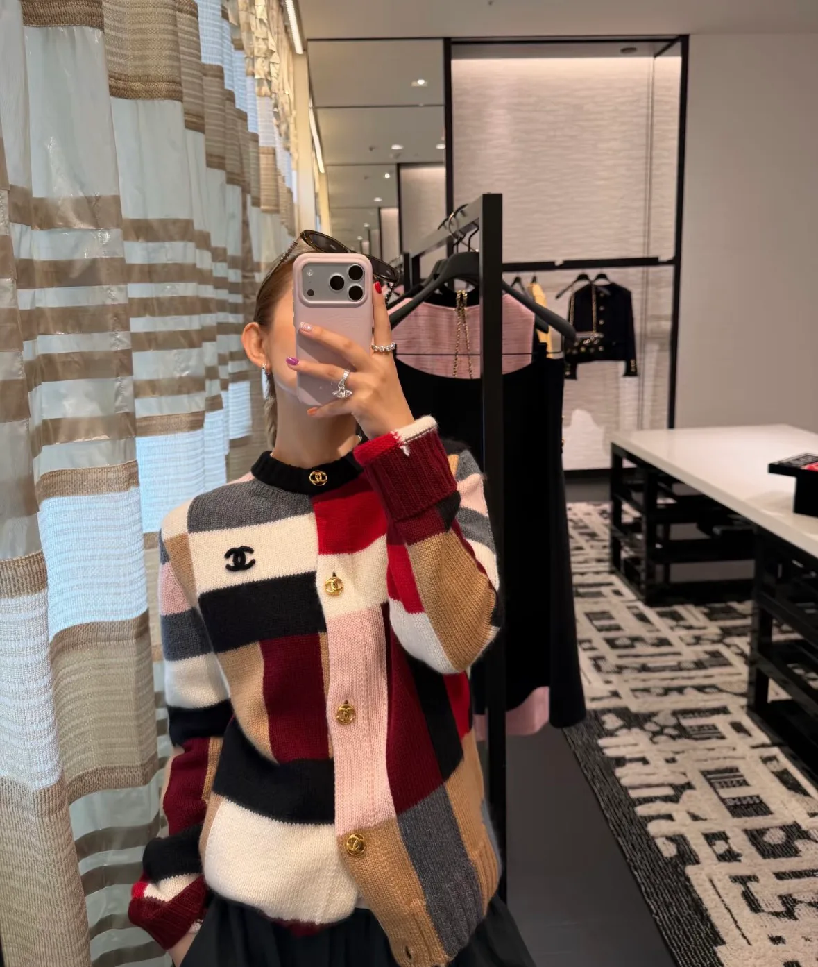 Women's Jumpers And Sweaters CHANEL 18417041