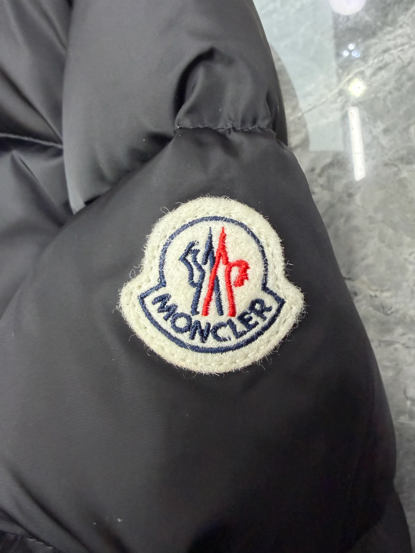 Women's Jackets And Down Jackets MONCLER 17801608