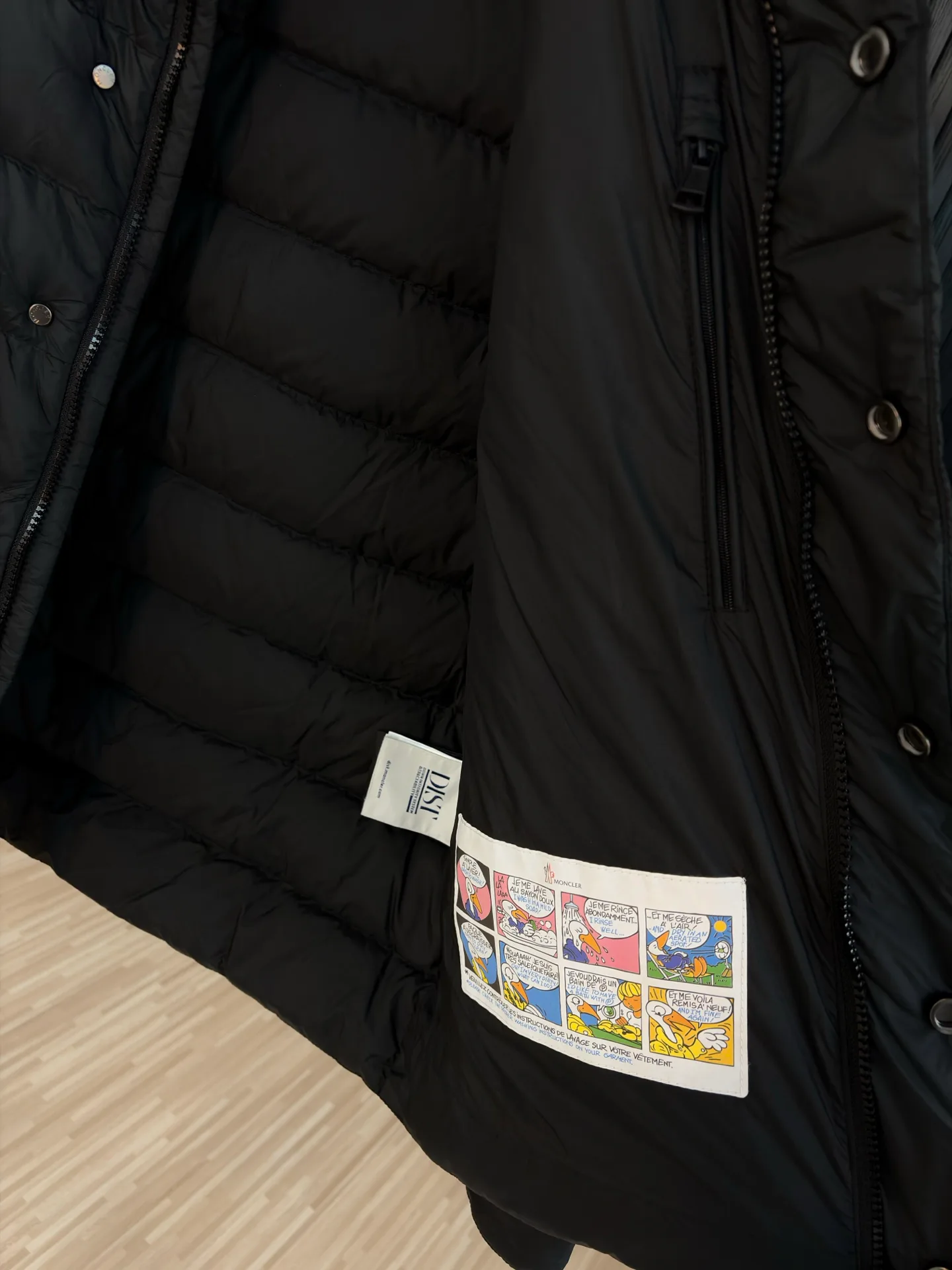 Men's Jackets And Down Jackets MONCLER 18218454