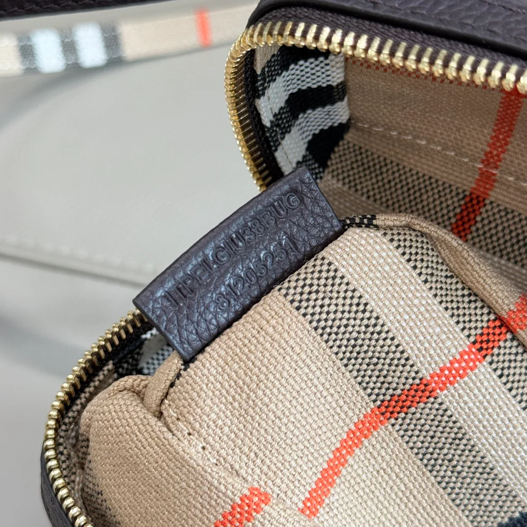 Women's Classic Handbags BURBERRY 18362279