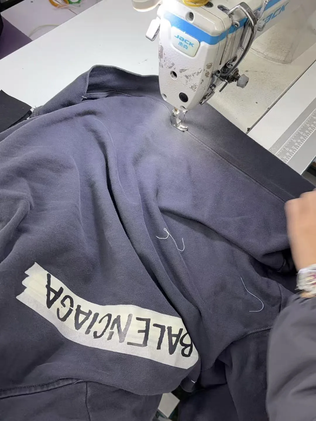 Men's Sweatshirts And Hoodies BALENCIAGA 17699436