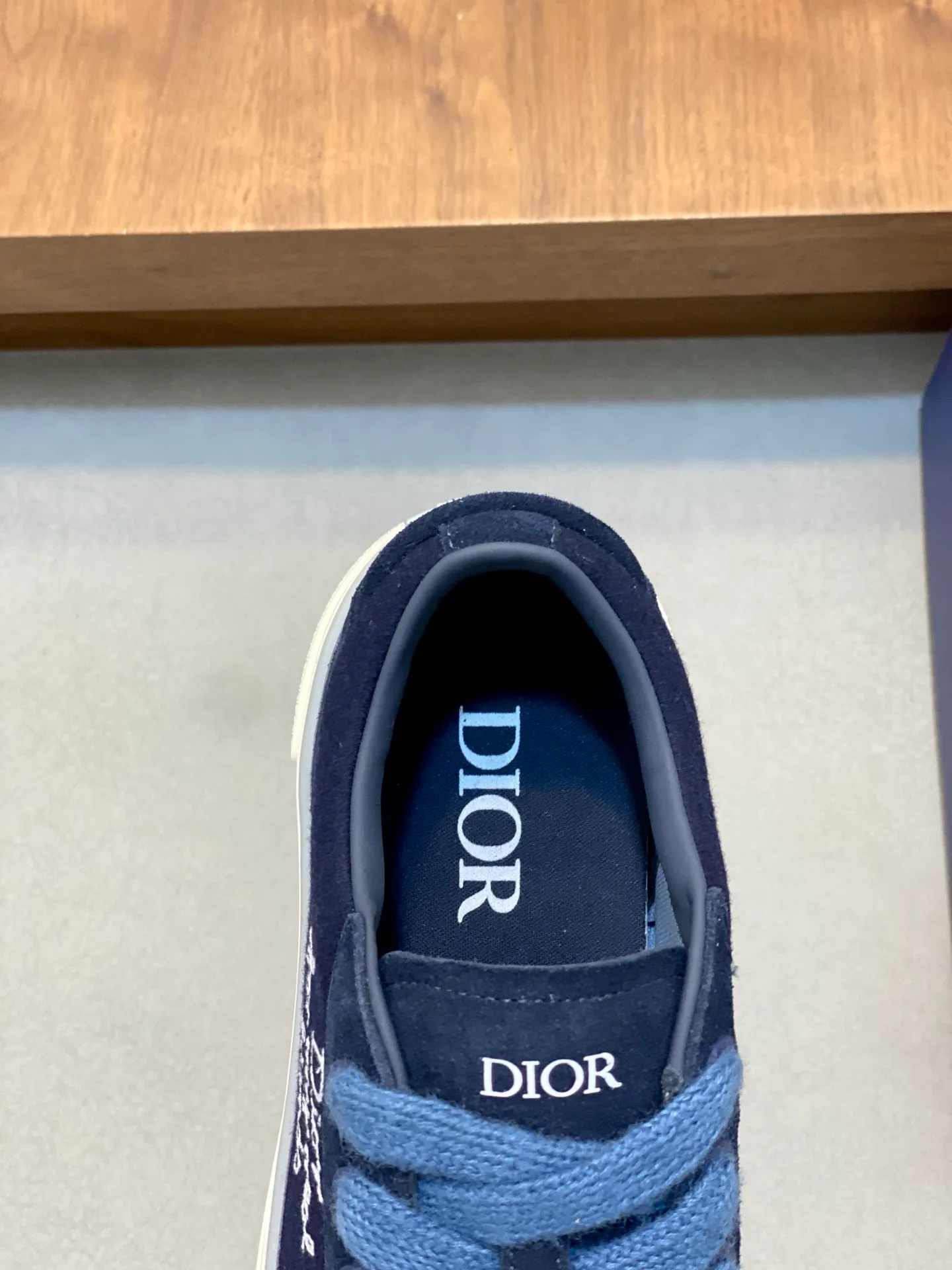Women's Sneakers CHRISTIAN DIOR 17934211