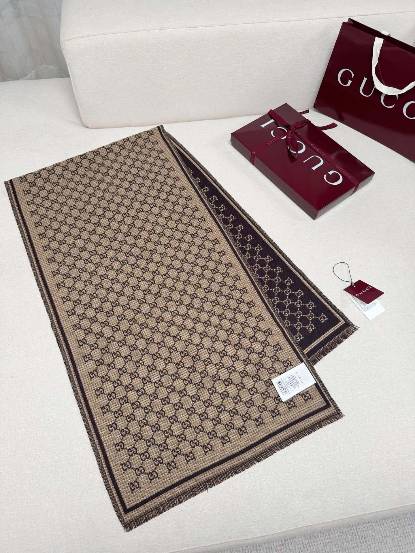 Scarves GUCCI 17992032
