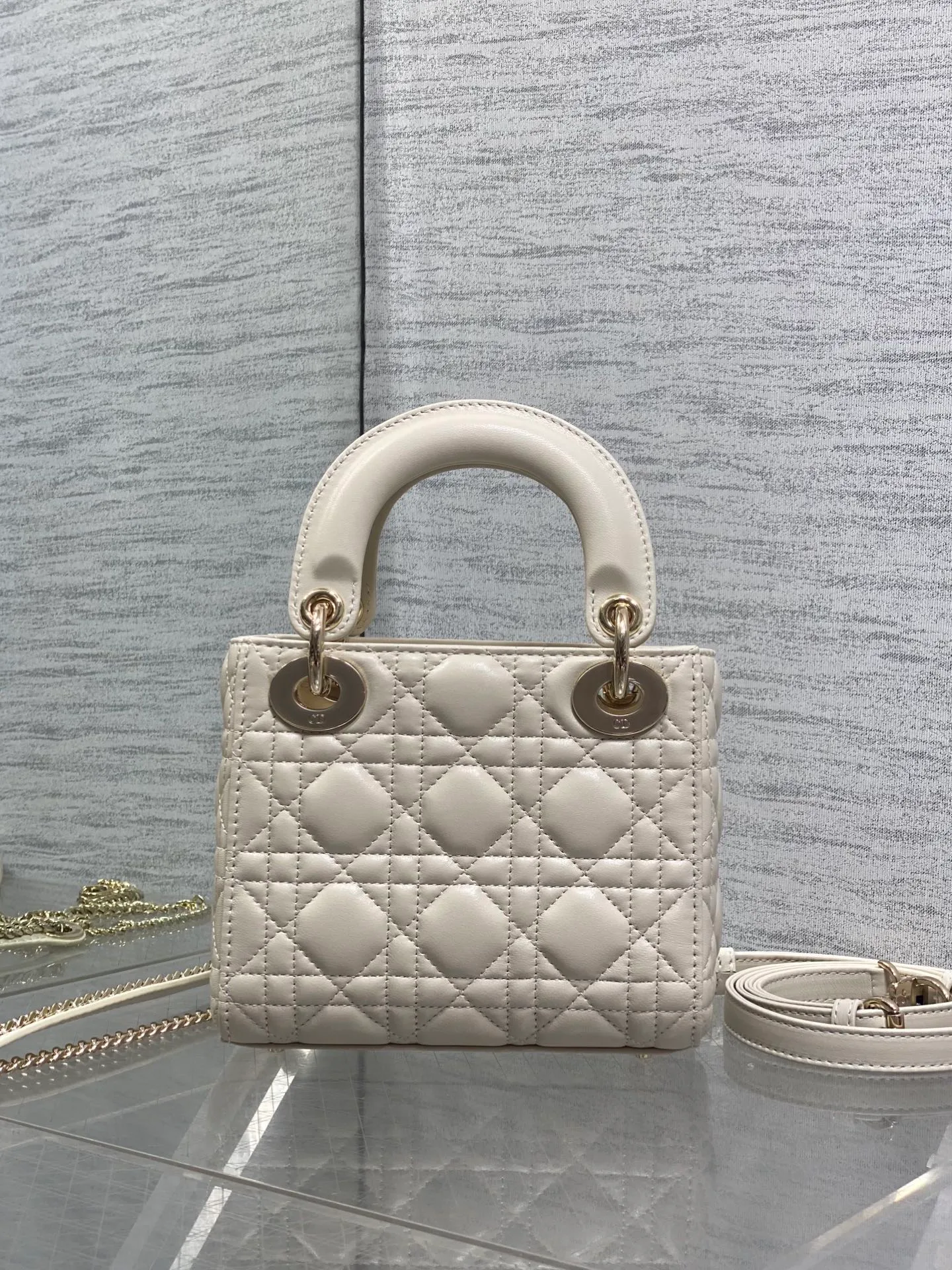 Women's Classic Handbags CHRISTIAN DIOR 17601469