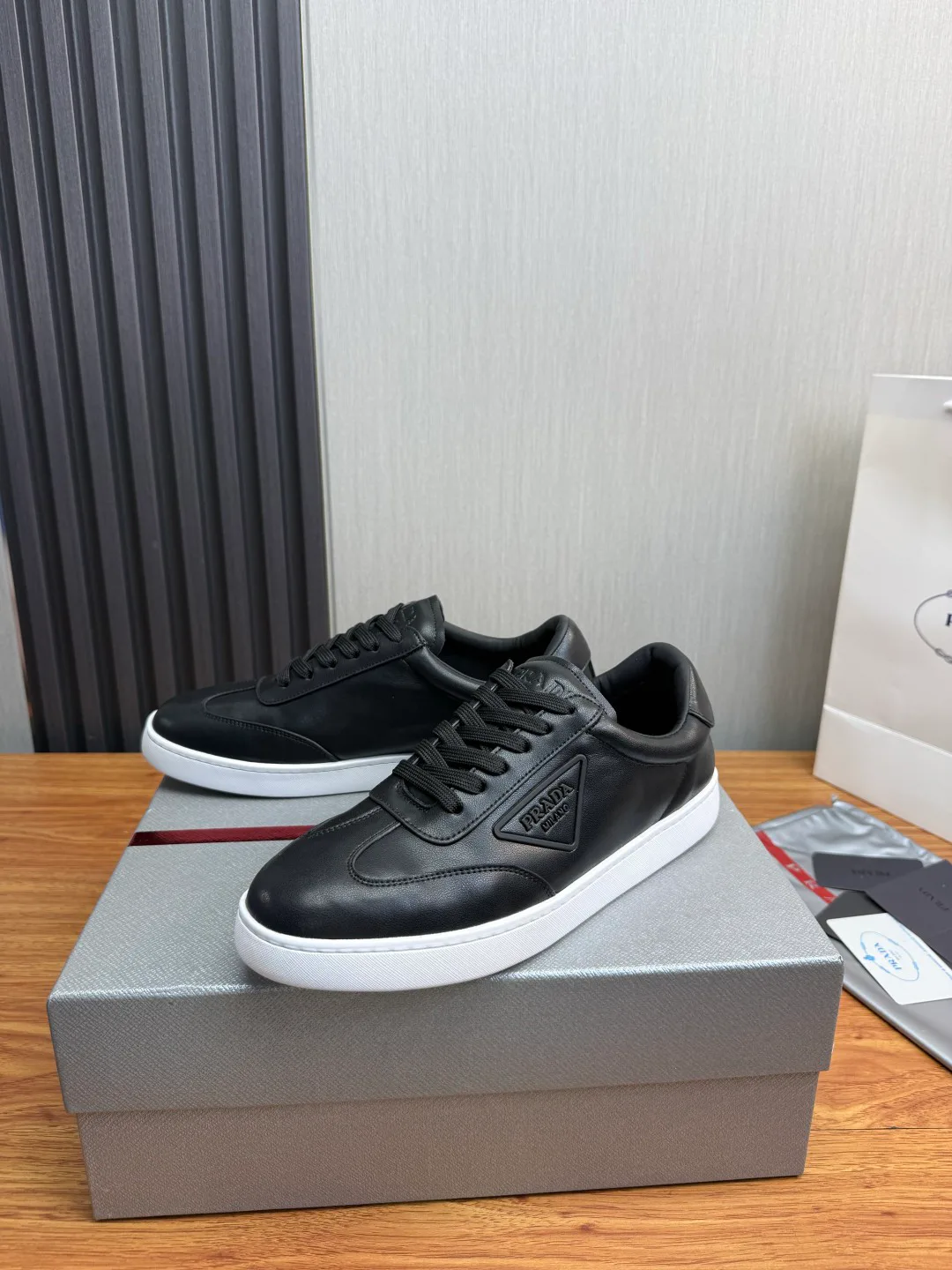 Men's Sneakers PRADA 18263659