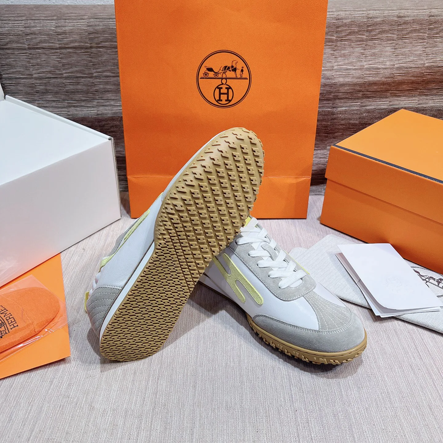 Women's Sneakers HERMES 17749541