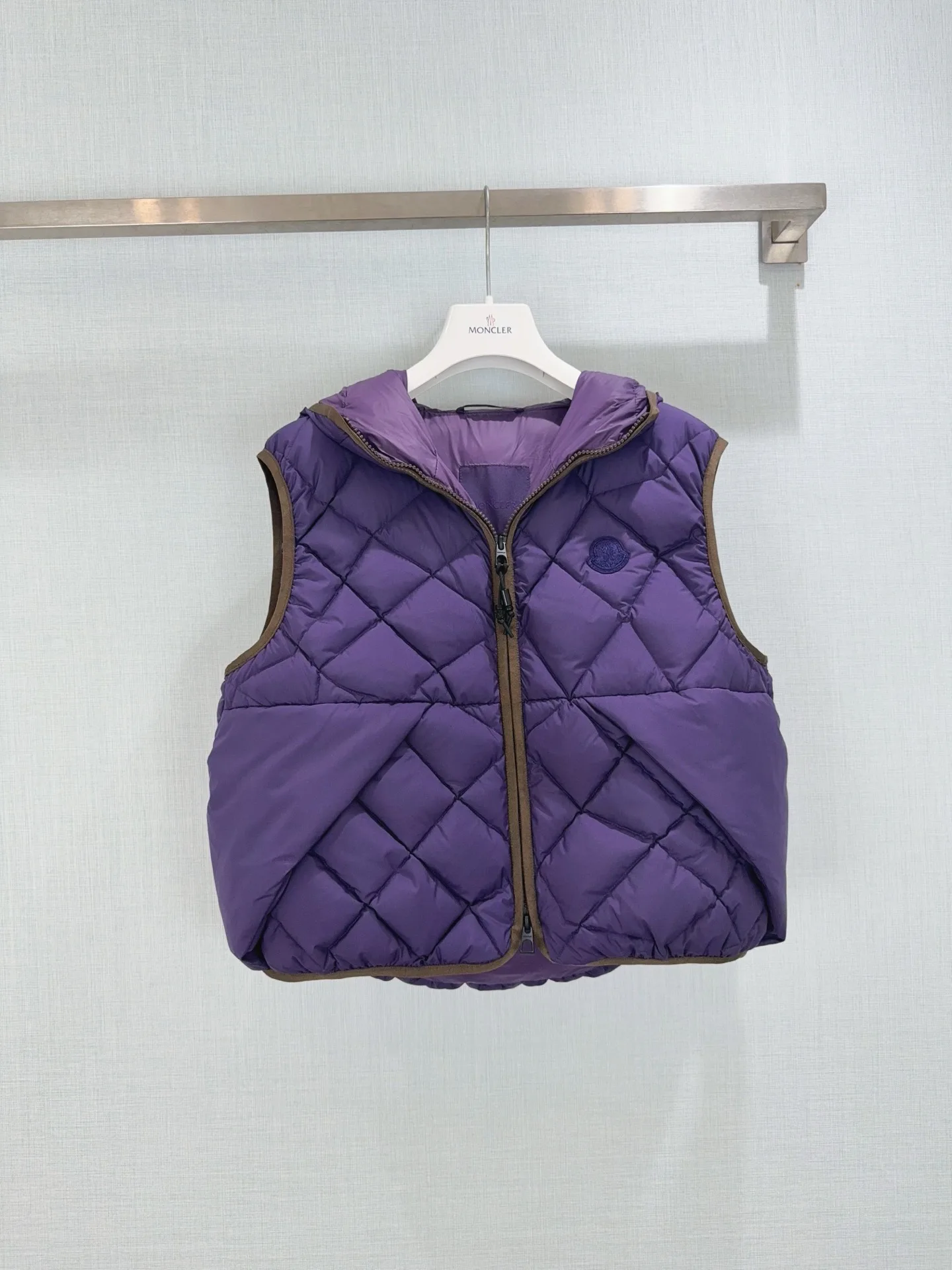 Women's Vests MONCLER 18474159