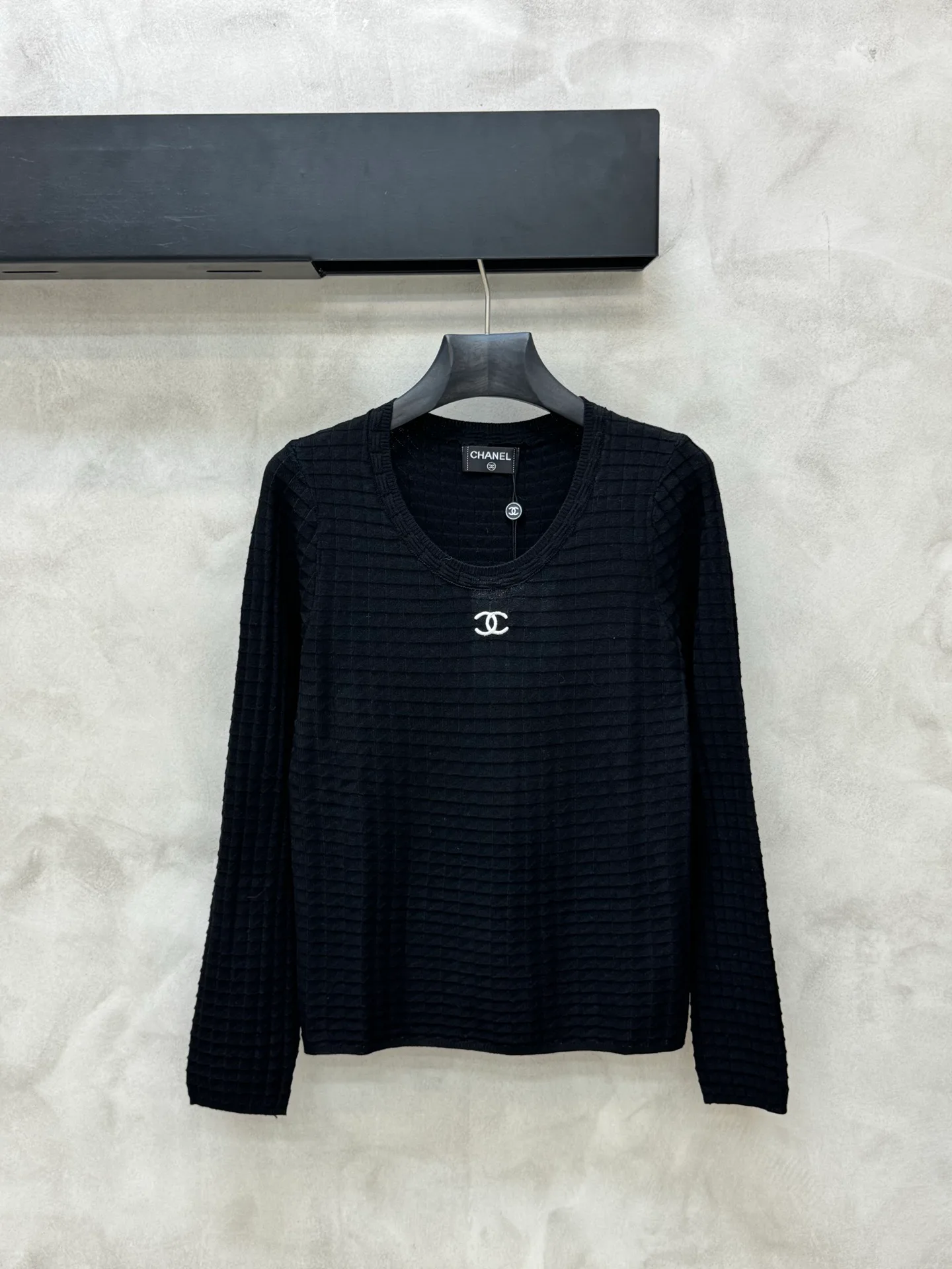 Women's Jumpers And Sweaters CHANEL 18186040