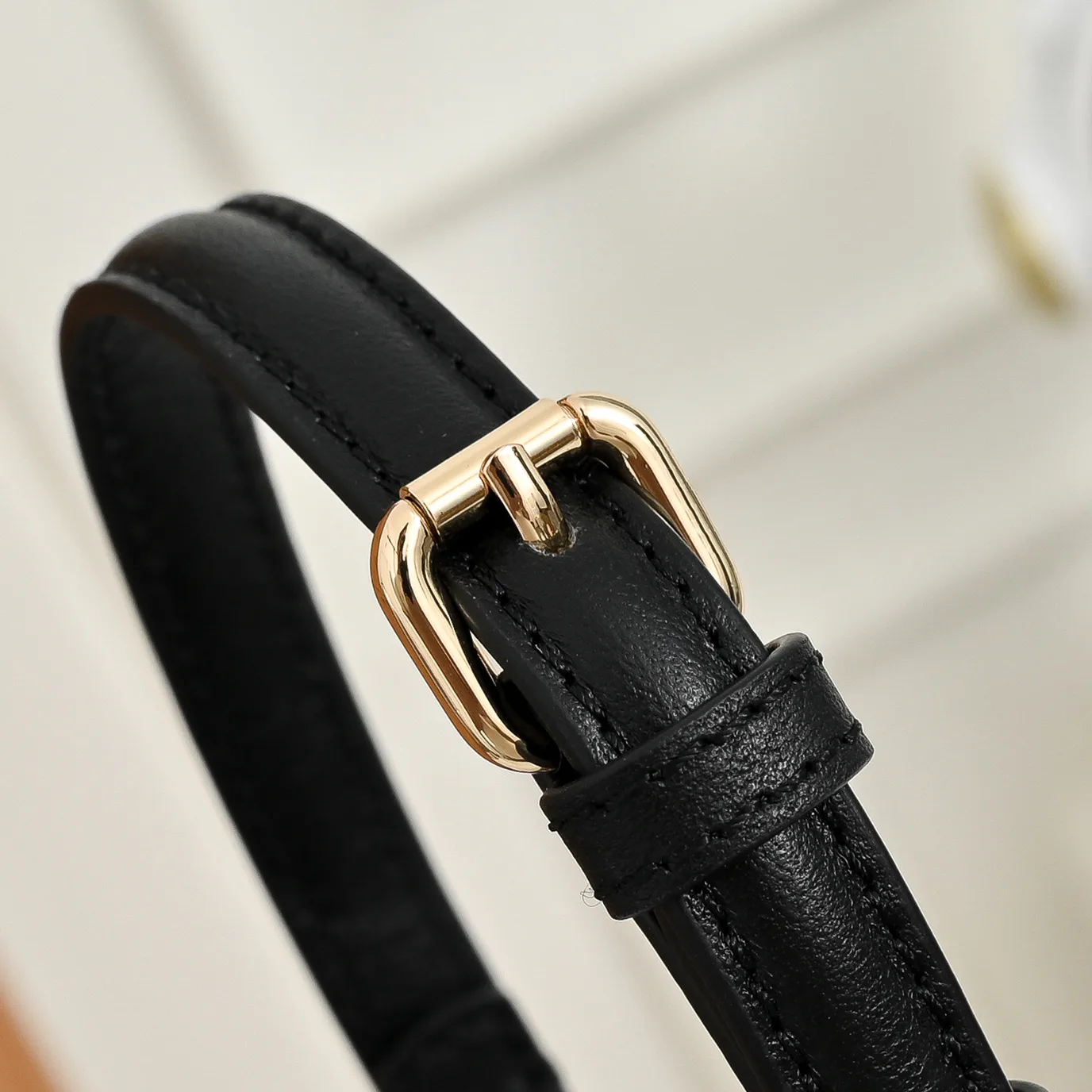 Классические Сумки Женские Fendi 18676186