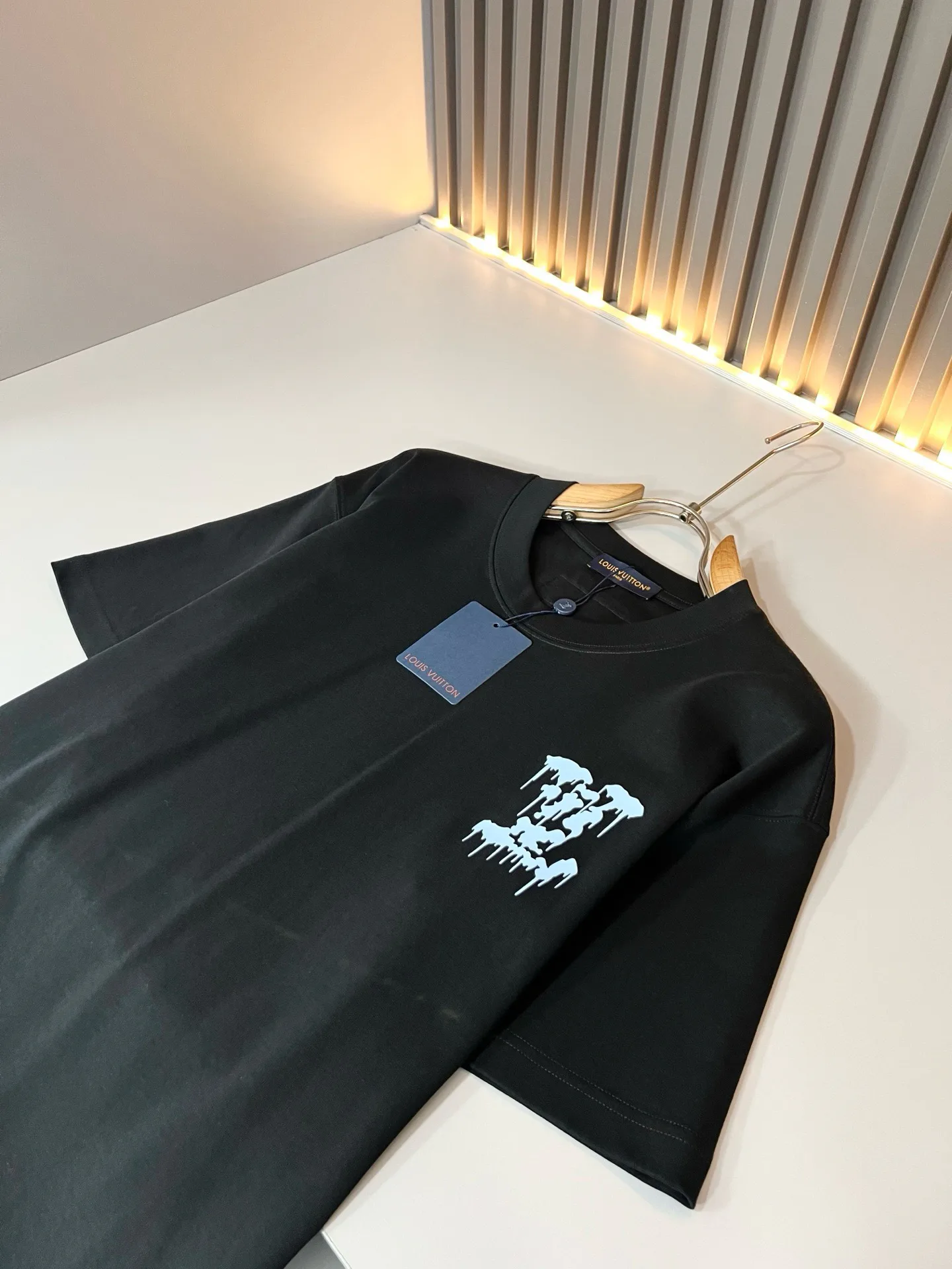Men's T-Shirts LOUIS VUITTON 18243908