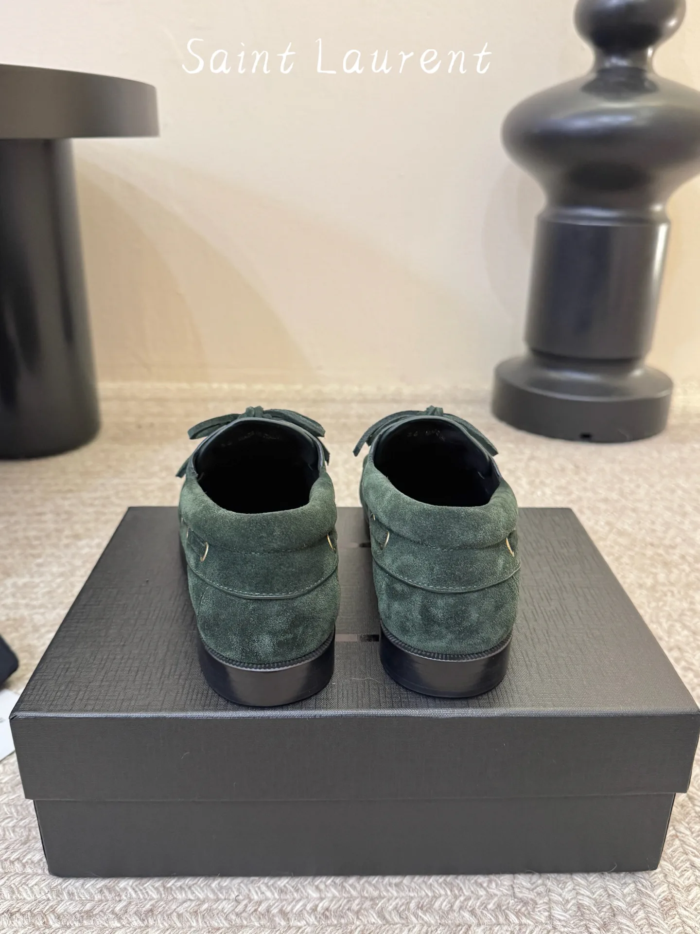 Women's Loafers And Moccasins SAINT LAURENT 18133002
