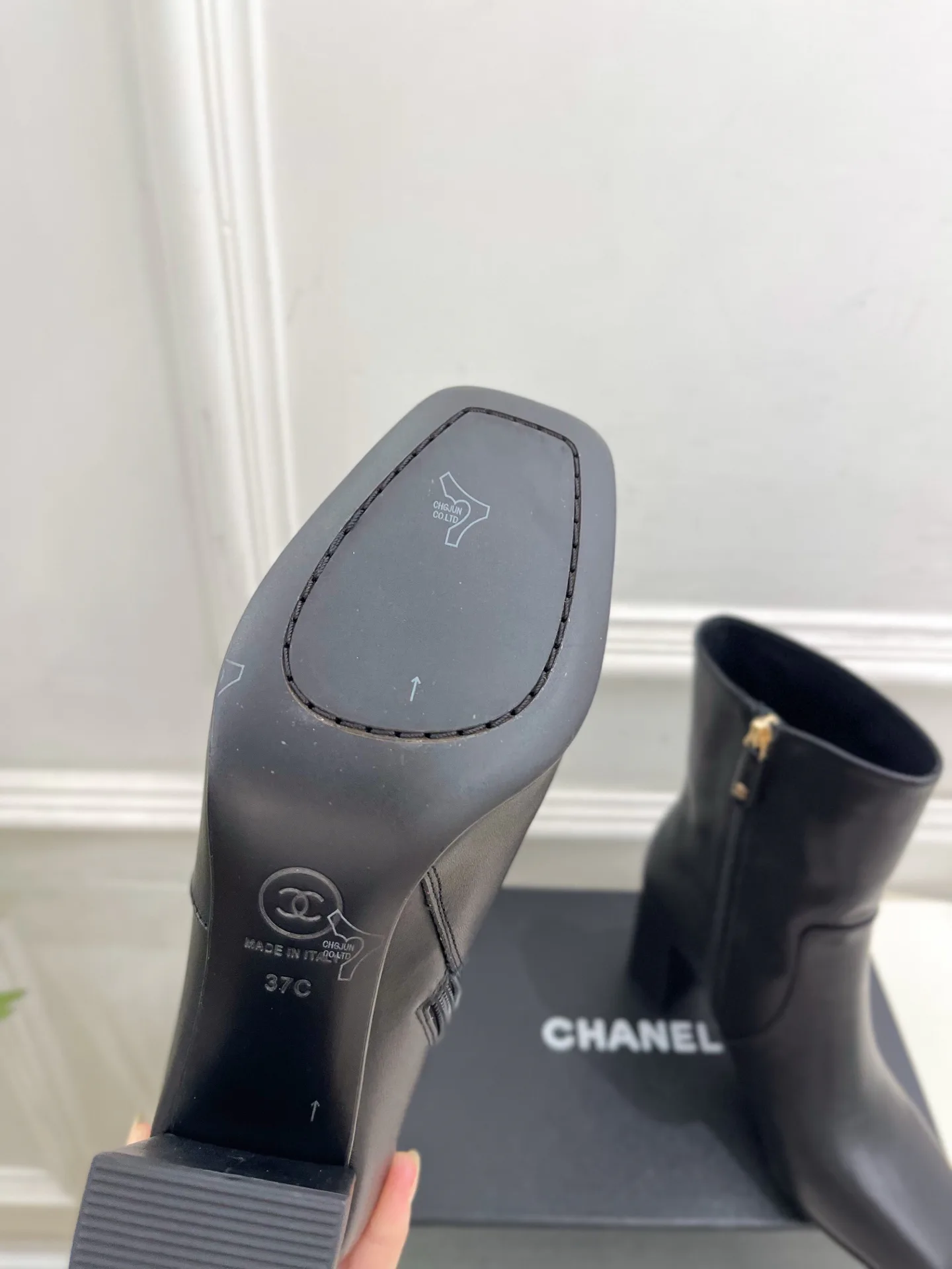 Women's Booties CHANEL 18143159