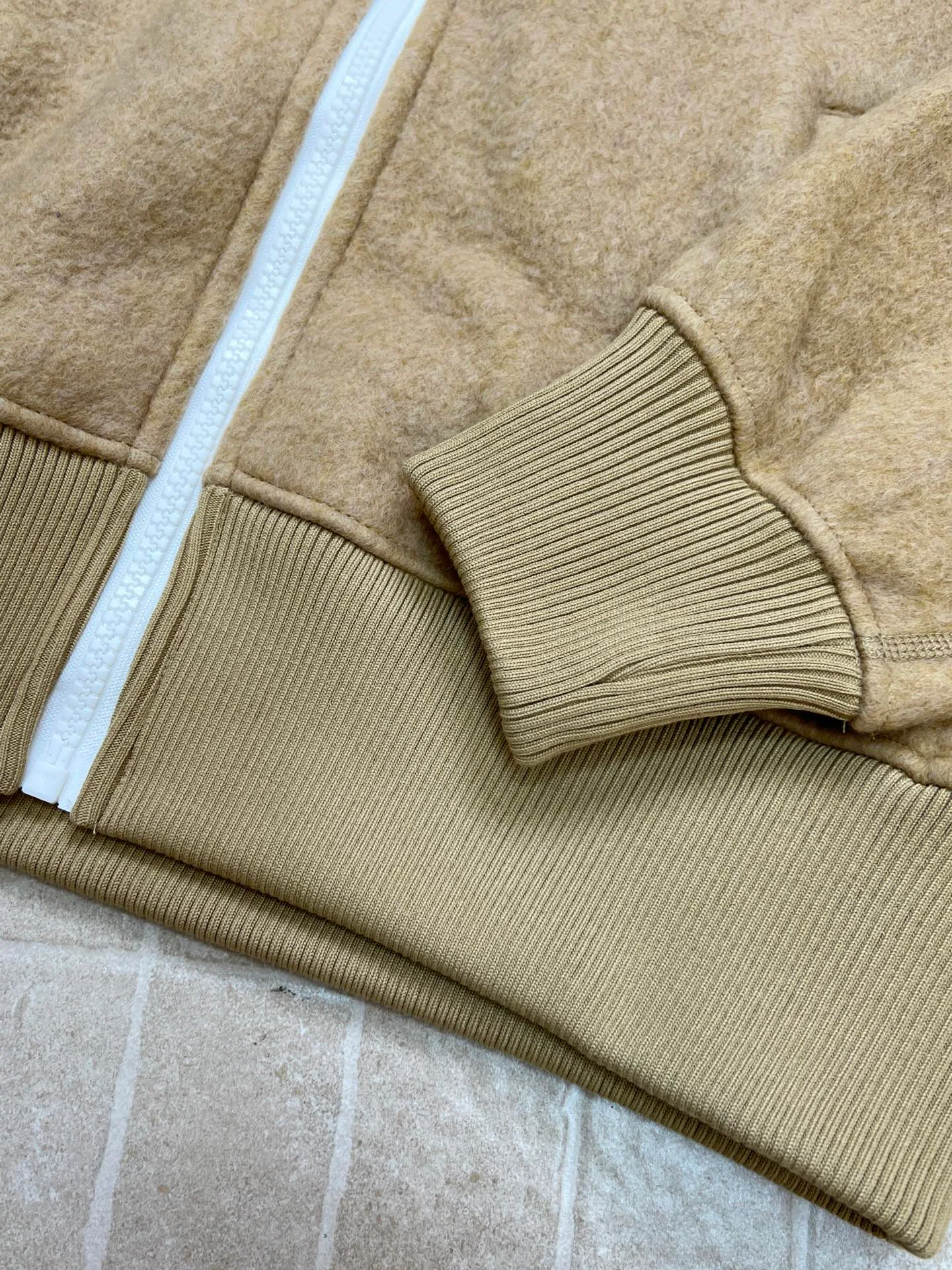 Women's Jackets And Down Jackets CANADA GOOSE 17923100