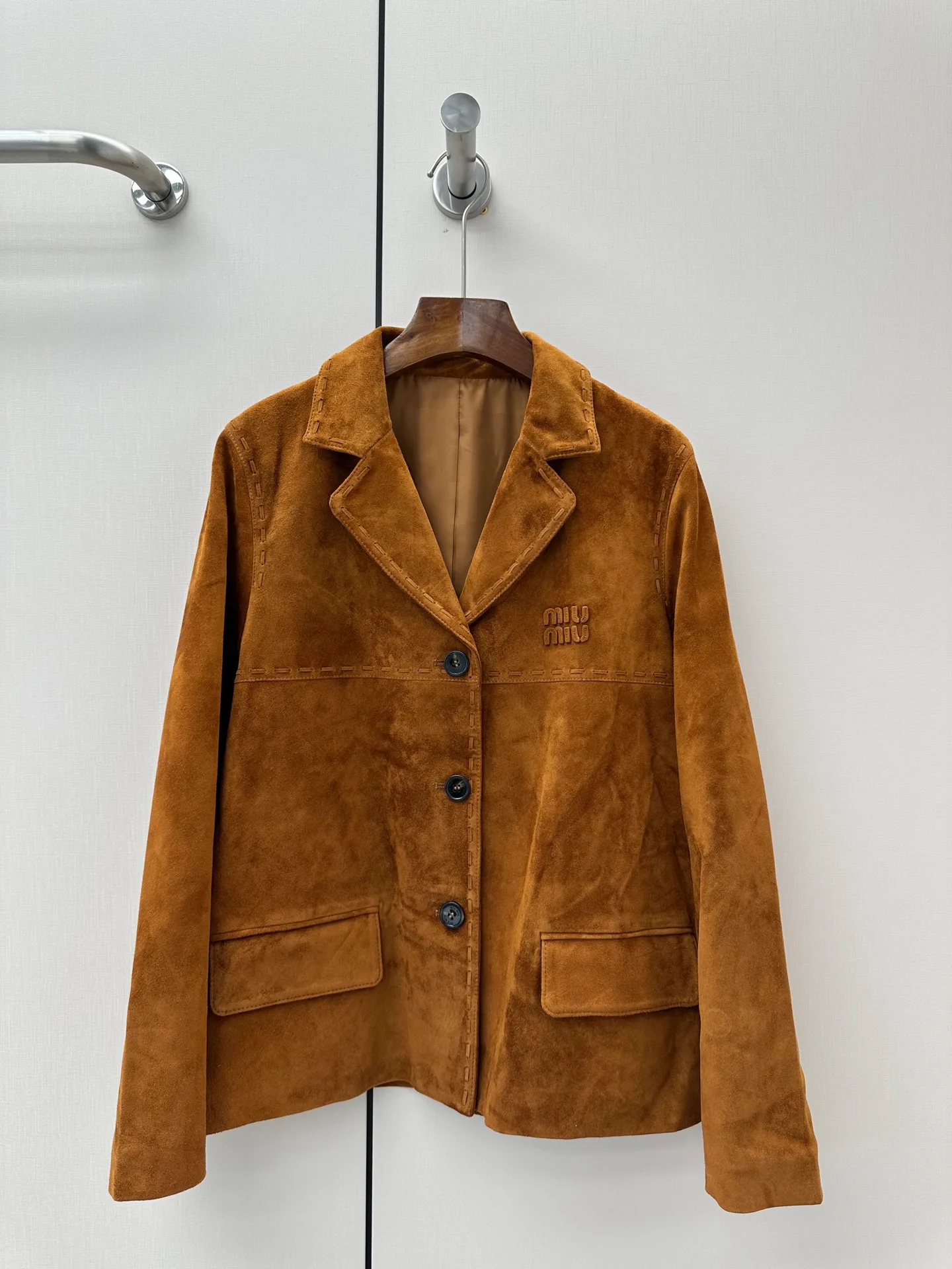 Women's Leather Jackets And Sheepskin Coats MIU MIU 18173084