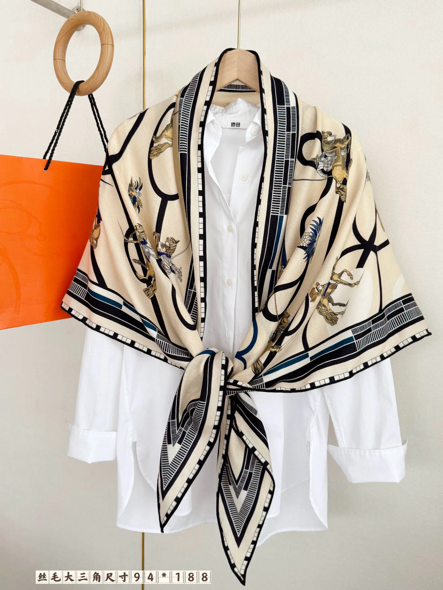 Silk Scarves HERMES 18426921