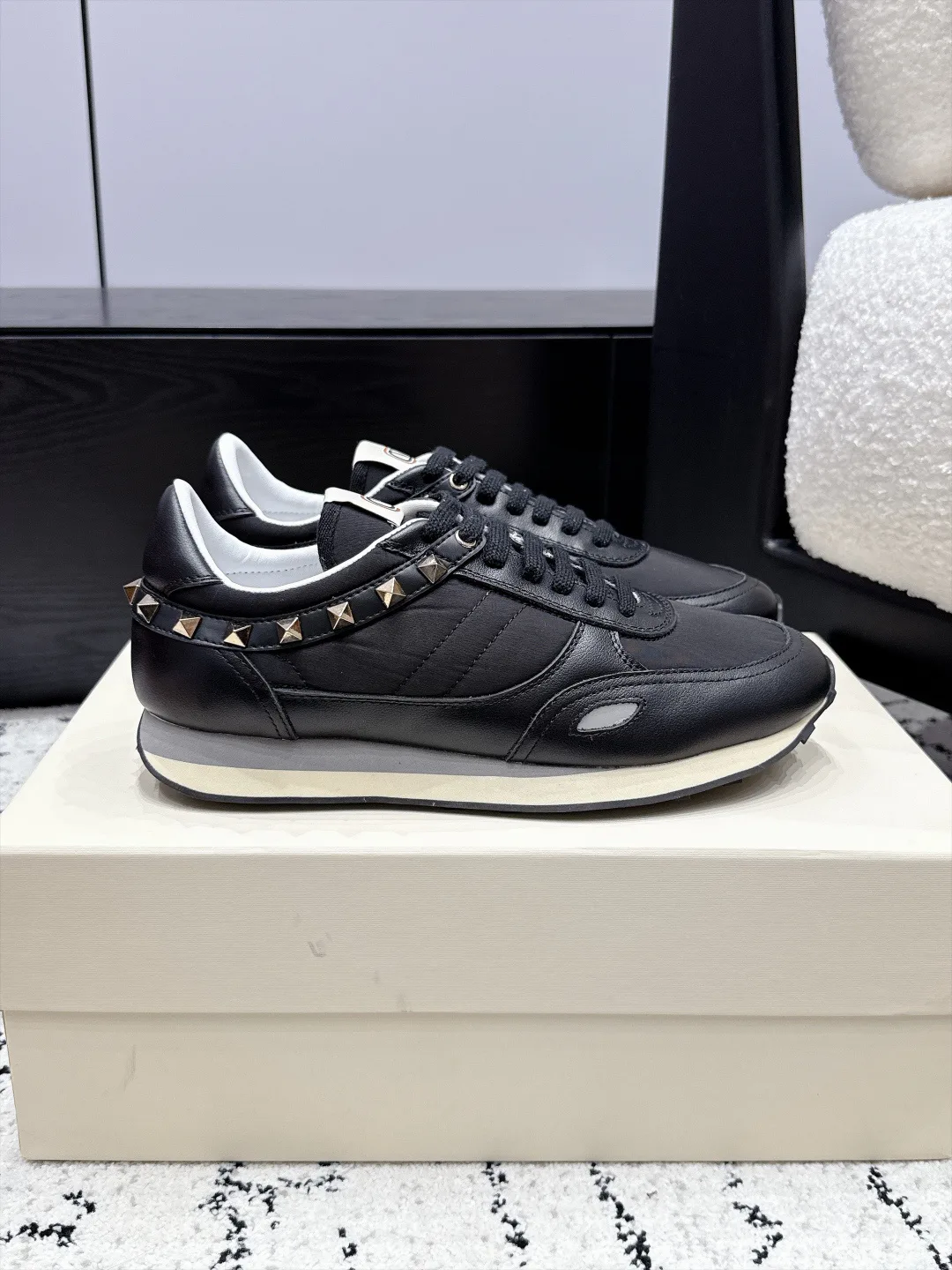 Women's Sneakers VALENTINO 17881057