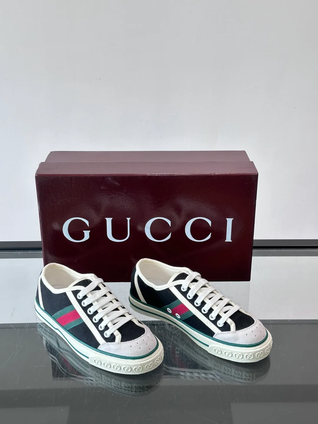 Women's Sneakers GUCCI 17941060