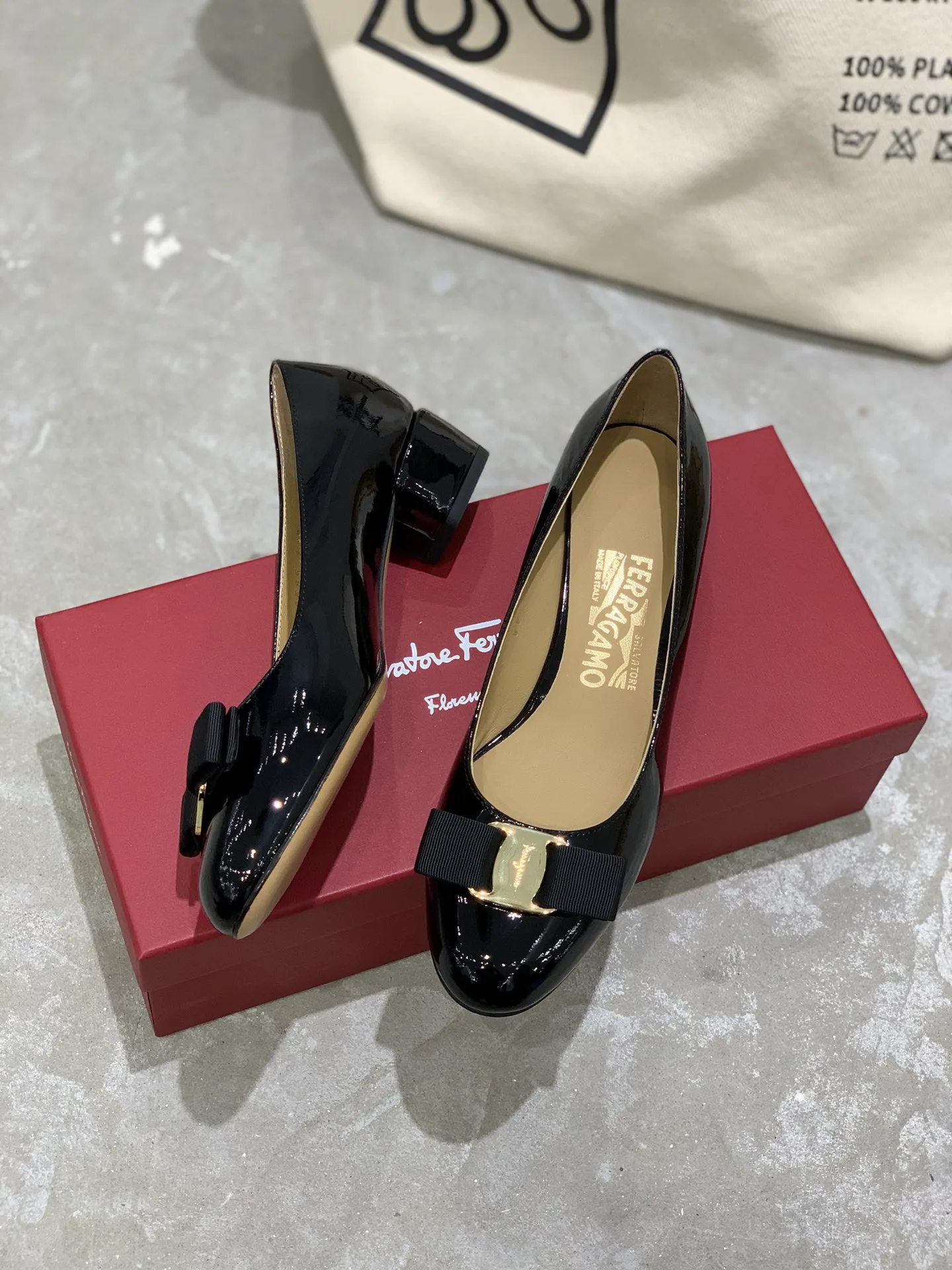 Women's Ballet Flats SALVATORE FERRAGAMO 18340668