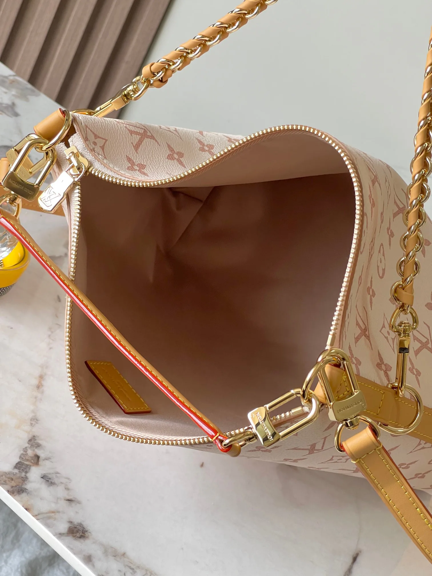 Women's Classic Handbags LOUIS VUITTON 18521088