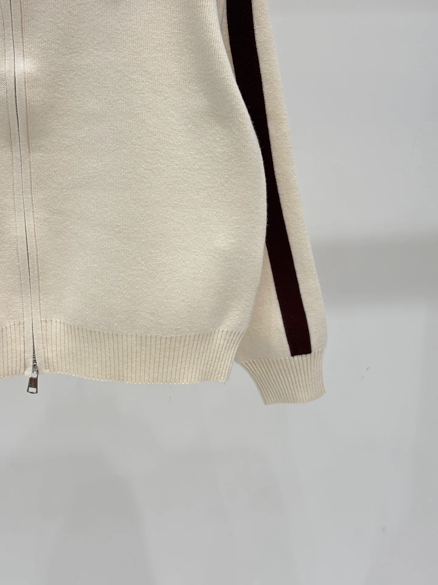 Women's Jumpers And Sweaters CHANEL 18331665