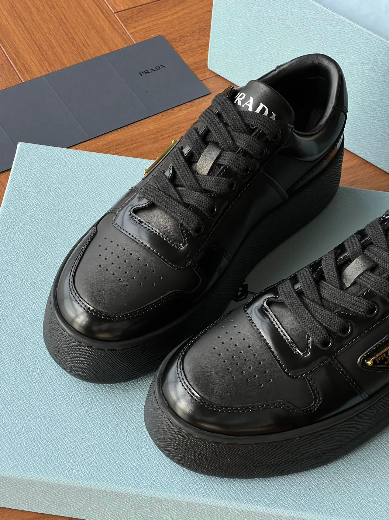 Women's Sneakers PRADA 18170787